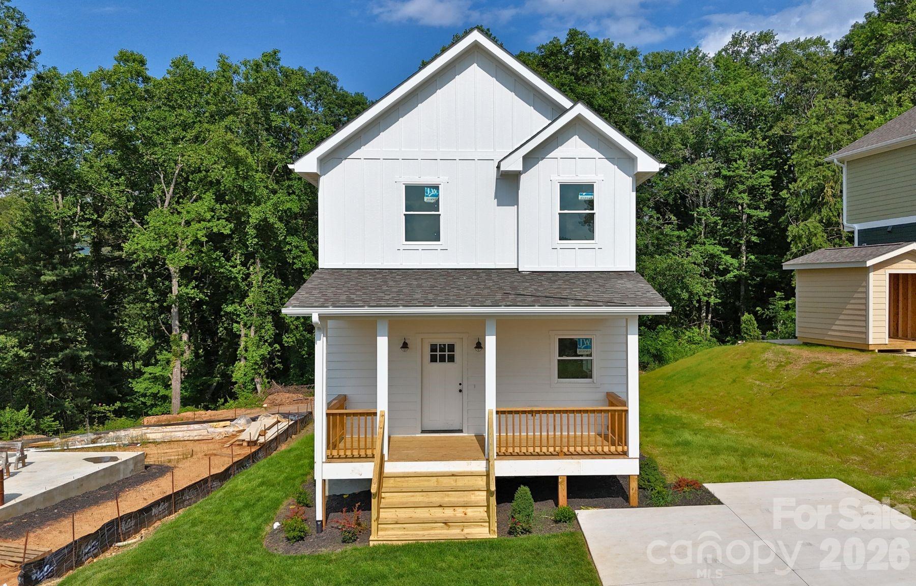 Homes for sale in Asheville, NC | 33 Loblolly Ln, Asheville, NC 28803 | MLS# 4228799