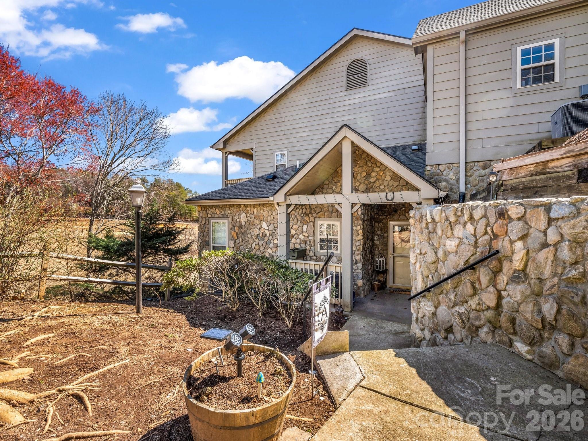 4th image of 158 Stonecrest Ct, Lake Lure, NC 28746 | MLS# 4230404