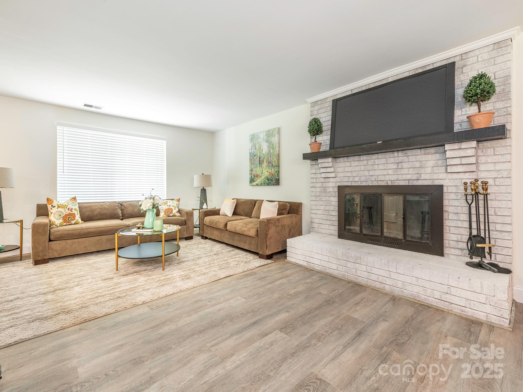 Homes for sale in Charlotte, NC | 8432 Strider Dr, Charlotte, NC 28212 | MLS# 4240167