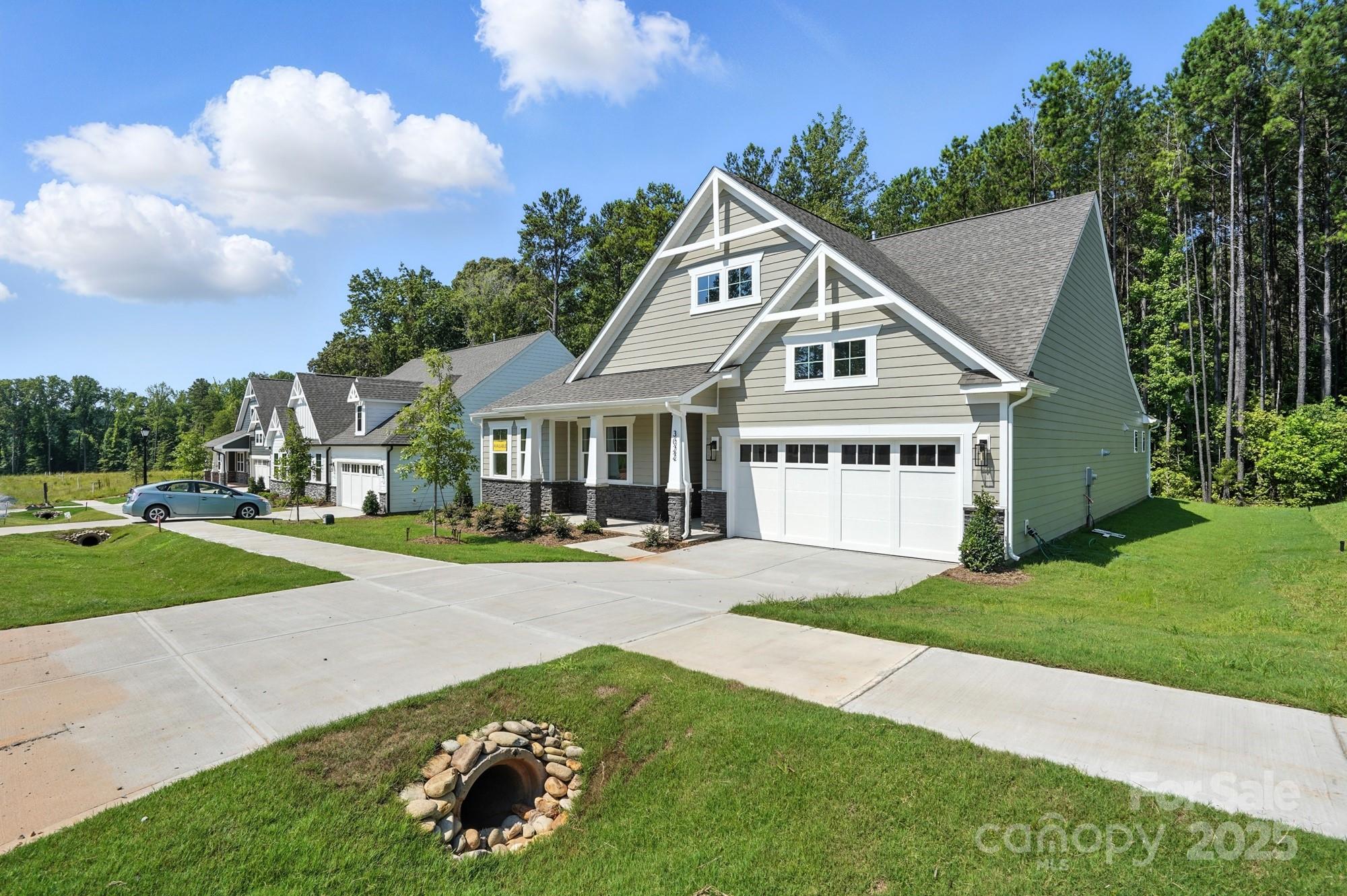 Homes for sale in Waxhaw, NC | 3022 Cedar Falls Dr, Waxhaw, NC 28173 | MLS# 4248821