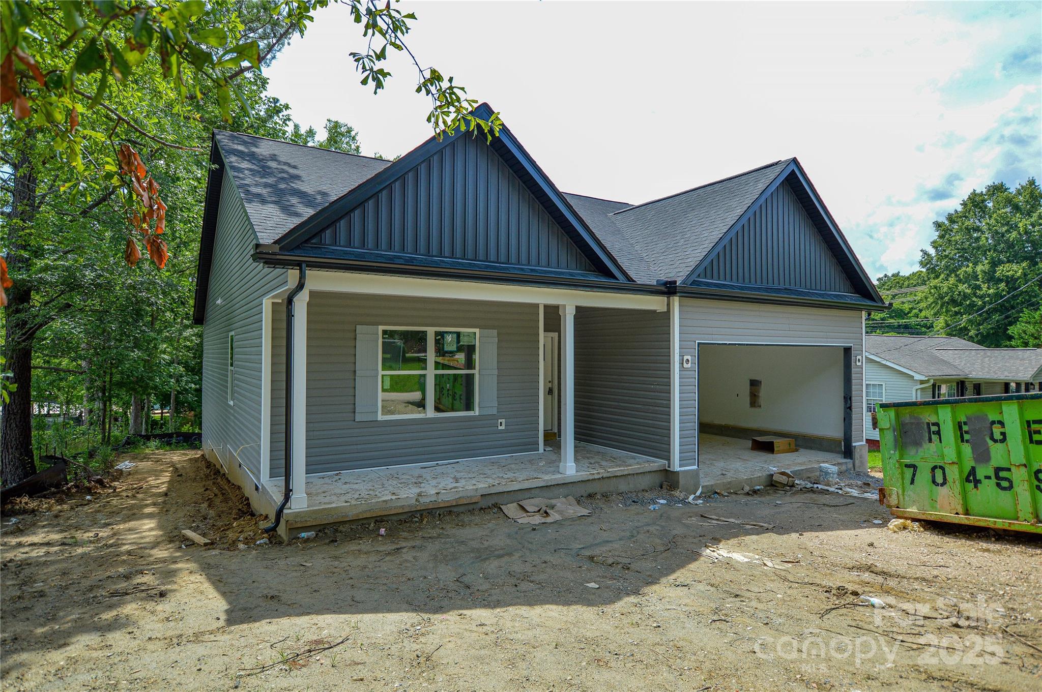 Homes for sale in Concord, NC | 2706 Lyla Ave, Concord, NC 28027 | MLS# 4255527