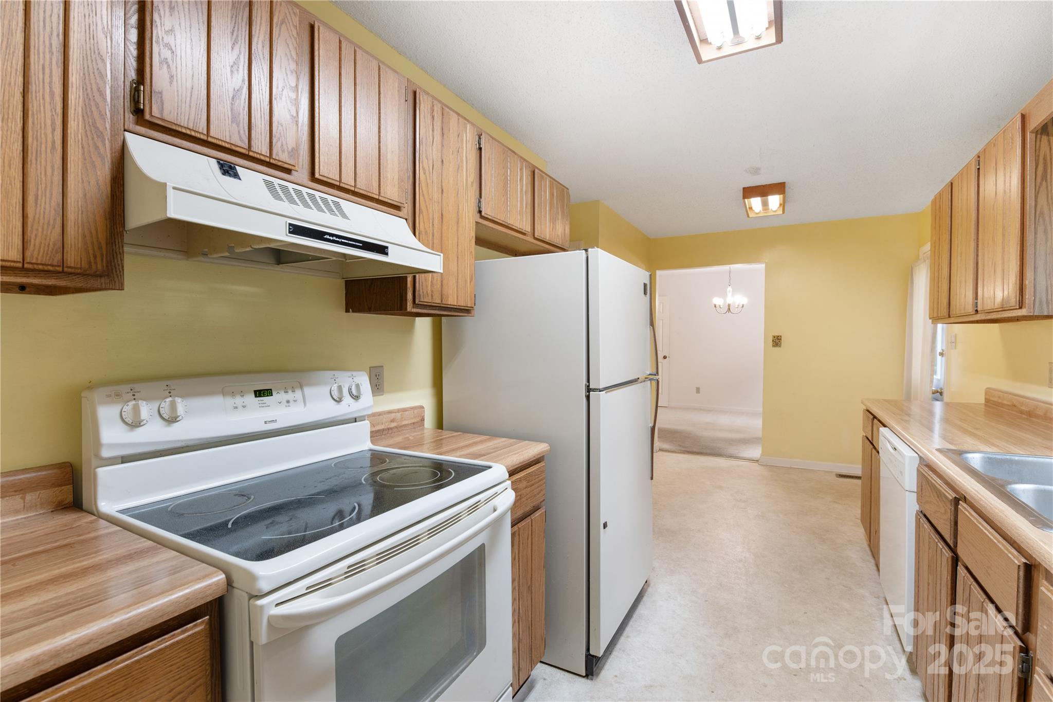 Homes for sale in Asheville, NC | 6 Stephanie Ln, Asheville, NC 28805 | MLS# 4258540