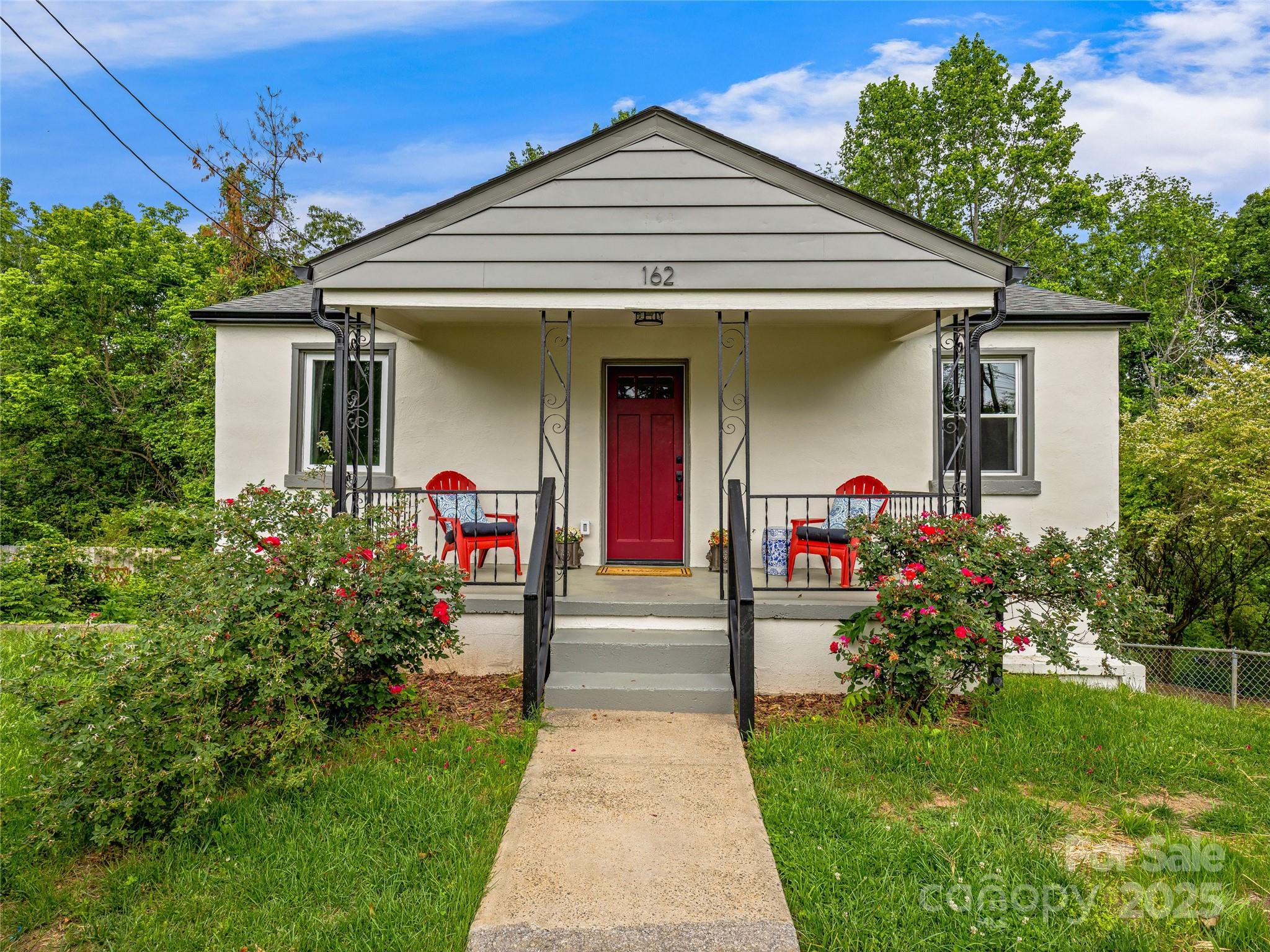 Homes for sale in Asheville, NC | 162 Courtland Pl, Asheville, NC 28801 | MLS# 4261167