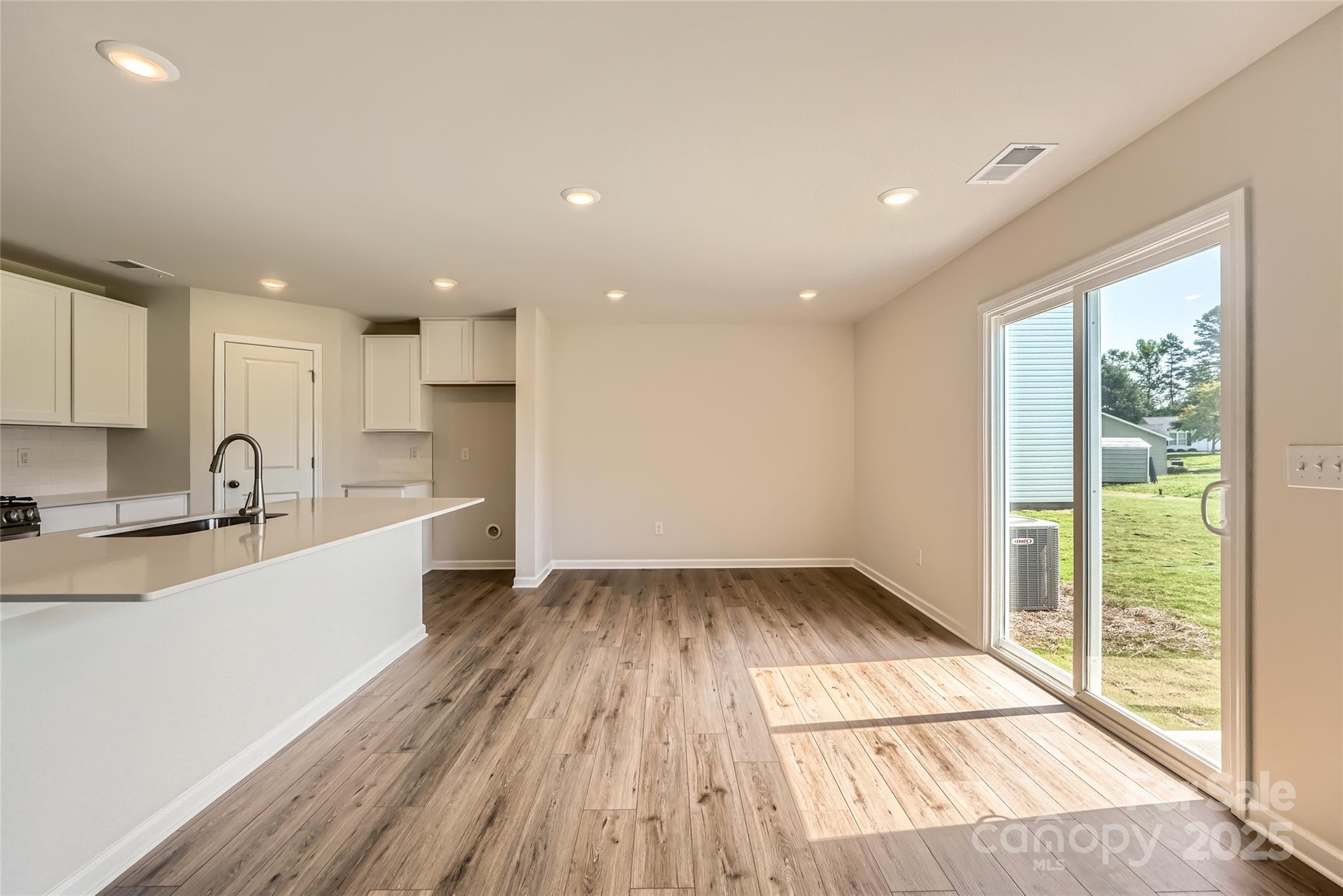 Homes for sale in Gastonia, NC | 2118 Columbidae Ln, Gastonia, NC 28052 | MLS# 4267394