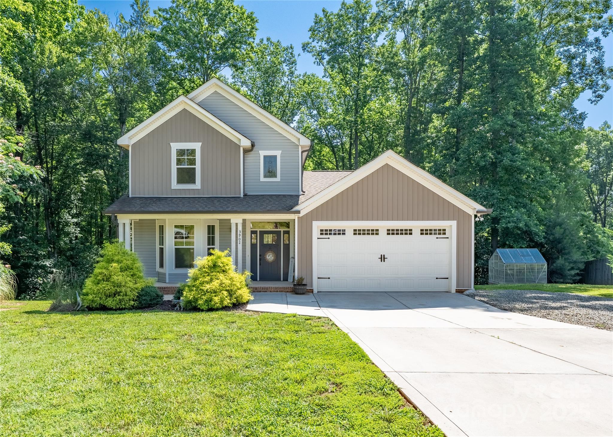 Homes for sale in Terrell, NC | 3902 Mcgee Point Rd, Terrell, NC 28682 | MLS# 4268075