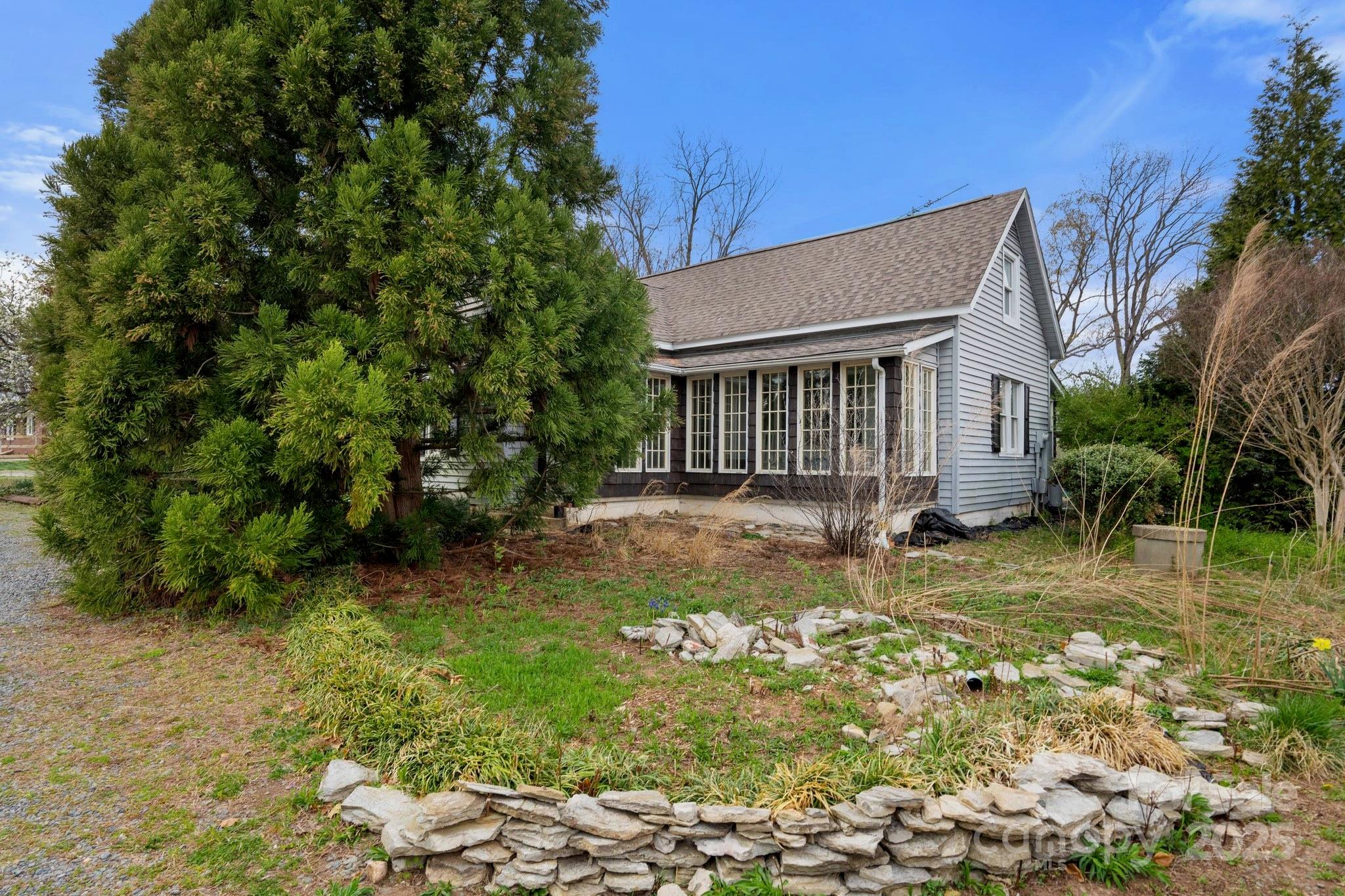 Homes for sale in East Bend, NC | 3809 Union Hill Rd, East Bend, NC 27018 | MLS# 4276532