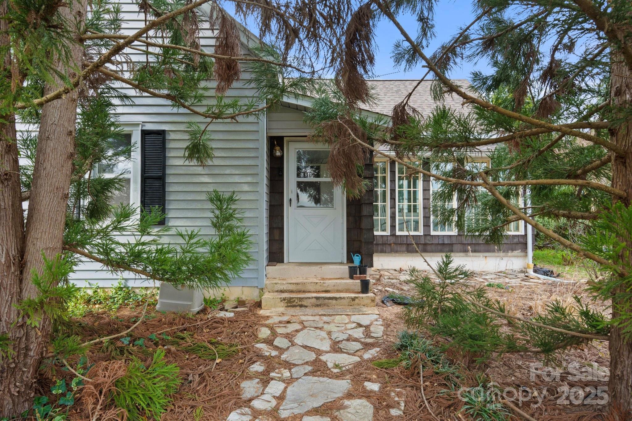 Homes for sale in East Bend, NC | 3809 Union Hill Rd, East Bend, NC 27018 | MLS# 4276532