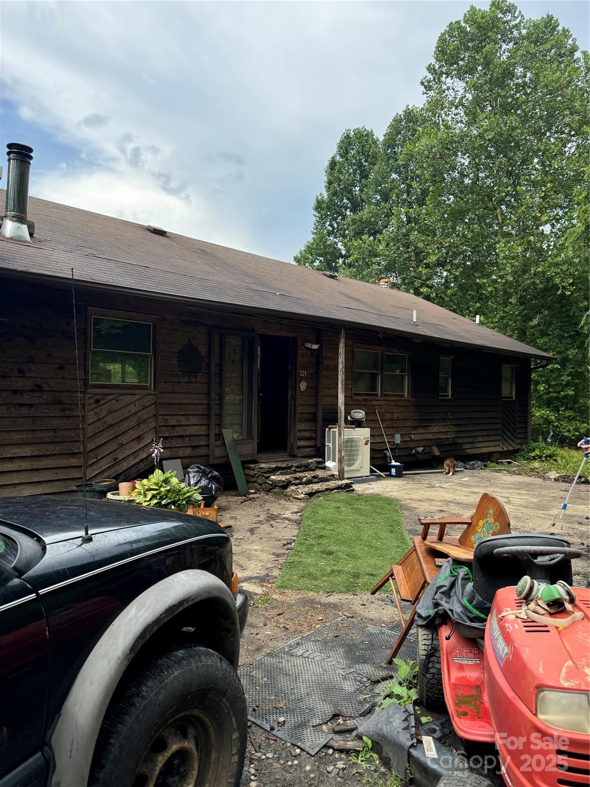 Homes for sale in Marshall, NC | 321 Henry Worley Ln, Marshall, NC 28753 | MLS# 4277589