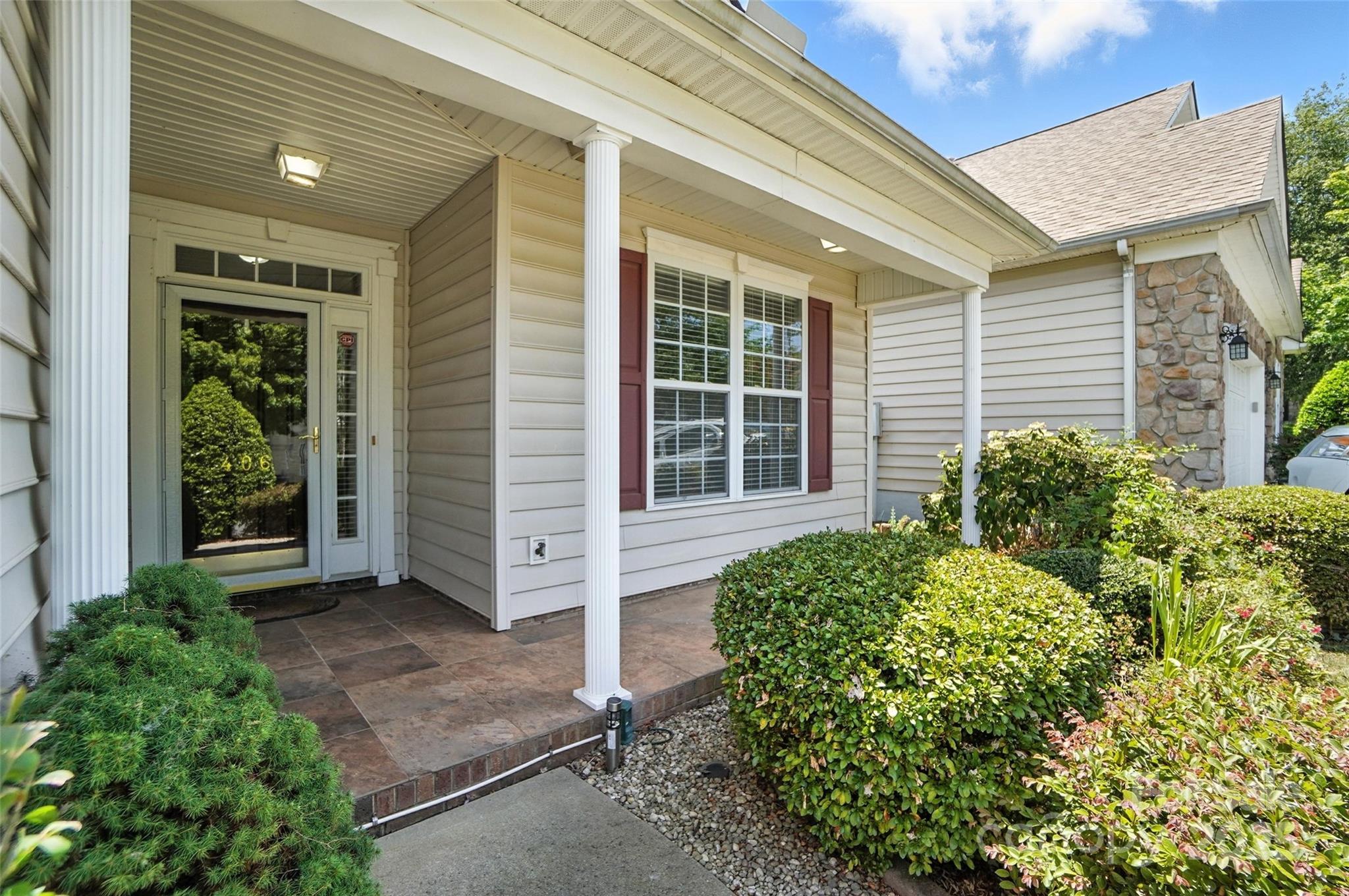 Homes for sale in Fort Mill, SC | 406 Garnet Ct, Fort Mill, SC 29708 | MLS# 4283617