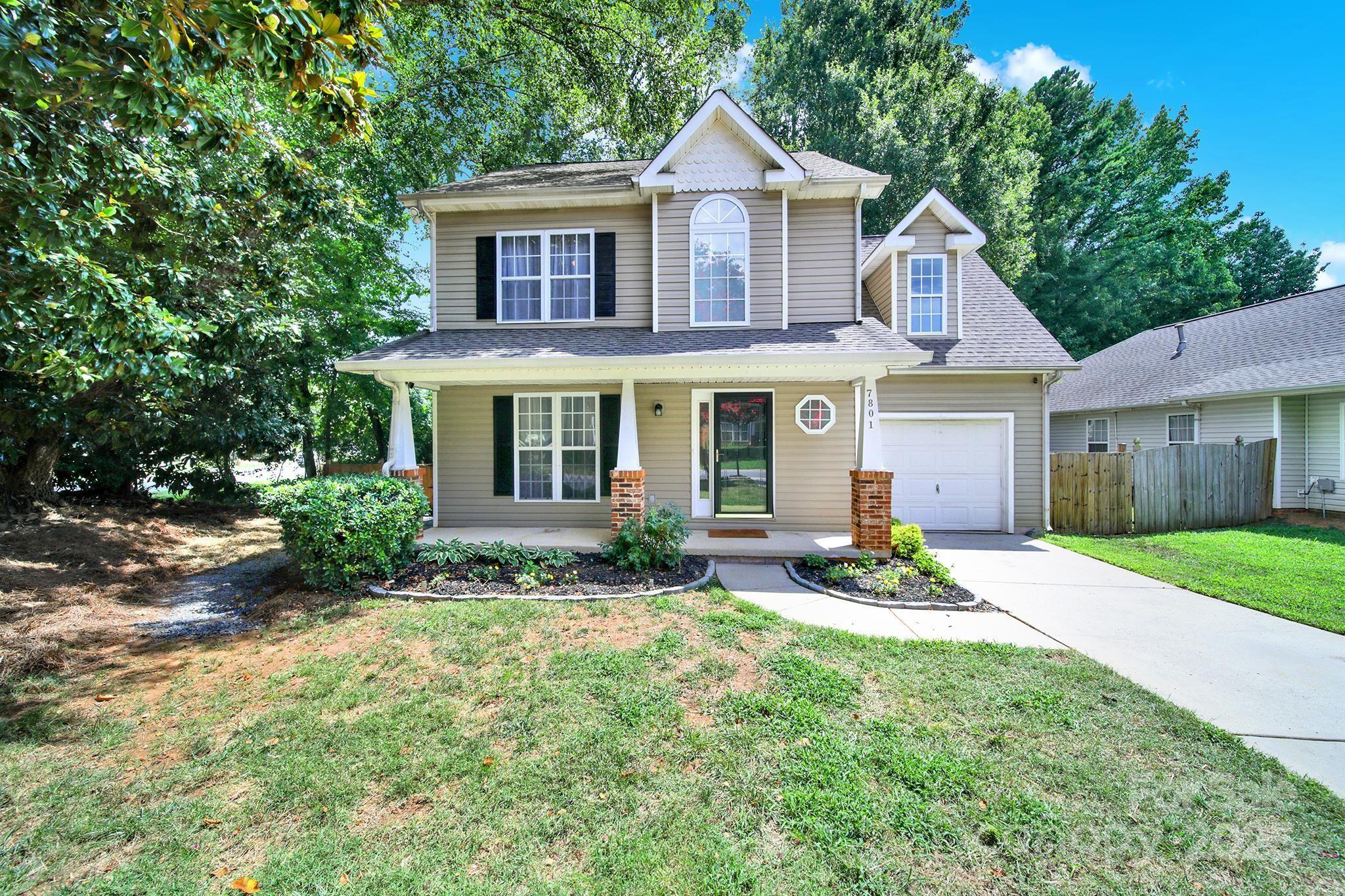 Homes for sale in Charlotte, NC | 7801 Bella Vista Ct, Charlotte, NC 28216 | MLS# 4285247