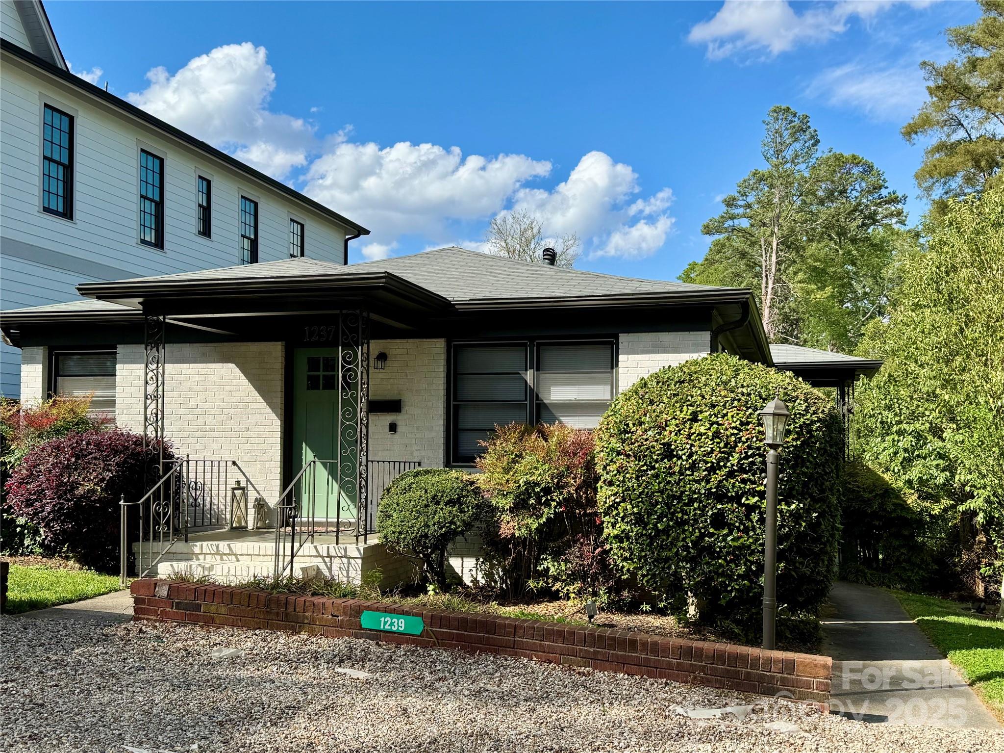 Homes for sale in Charlotte, NC | 1239 Reece Rd, Charlotte, NC 28209 | MLS# 4287061