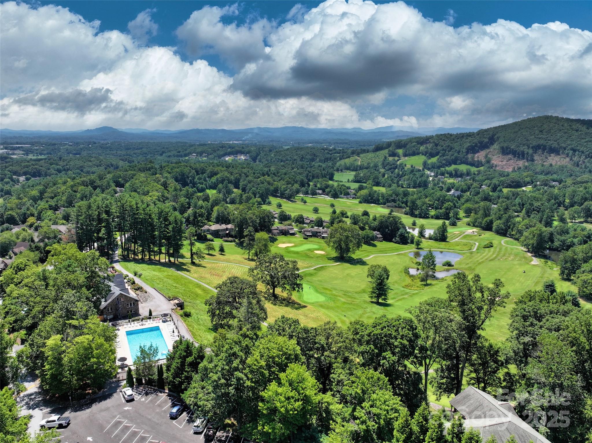 Homes for sale in Mills River, NC | 1104 High Vista Dr, Mills River, NC 28759 | MLS# 4287217