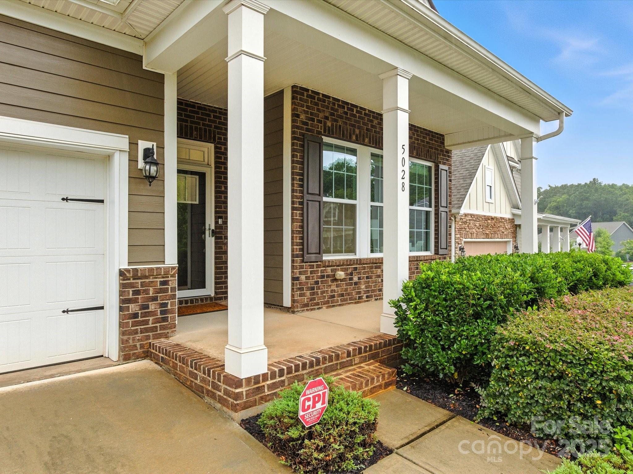 Homes for sale in Waxhaw, NC | 5028 Oakmere Rd, Waxhaw, NC 28173 | MLS# 4290827