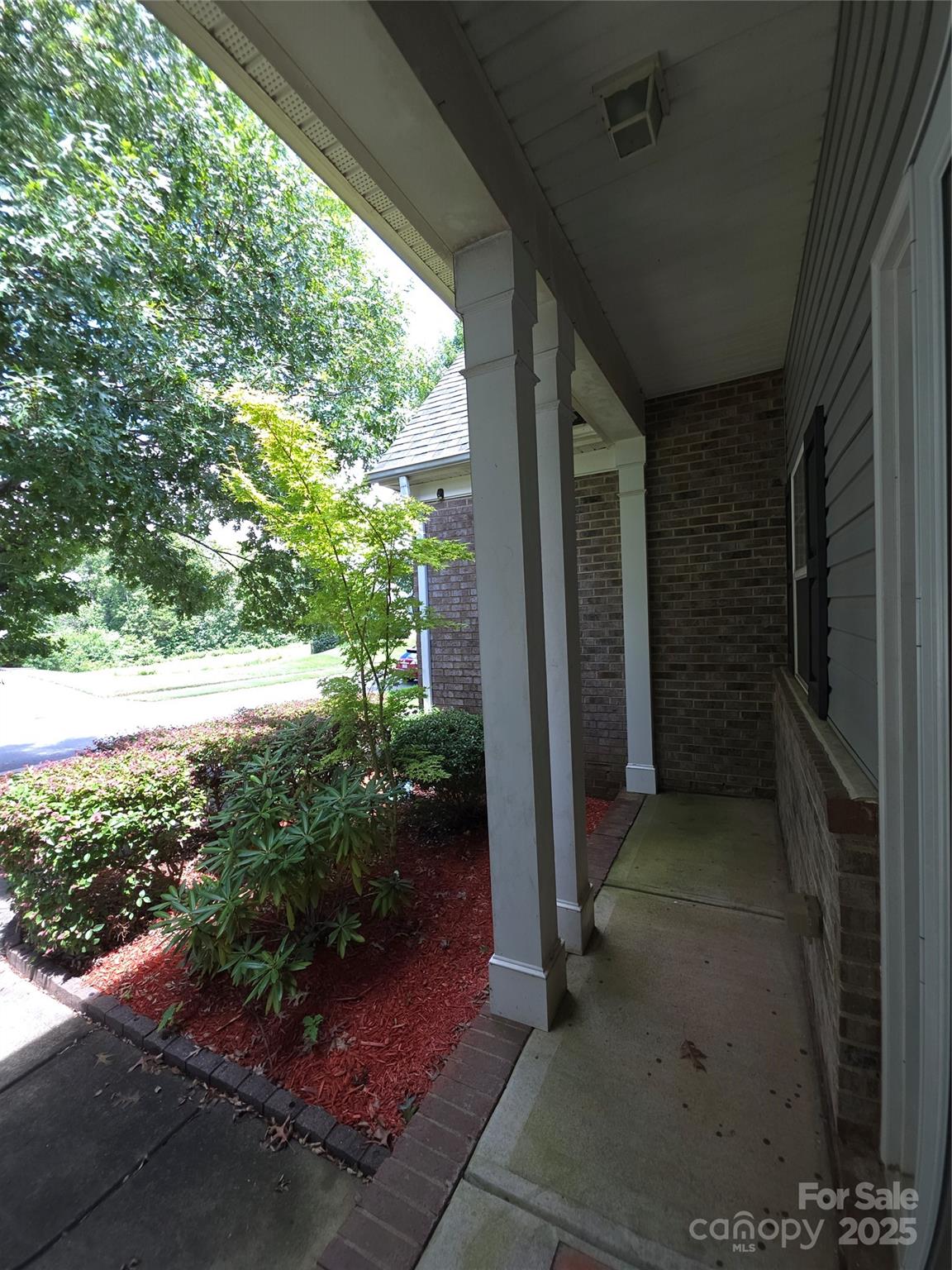 Homes for sale in Charlotte, NC | 5933 Kirkwynd Commons Dr, Charlotte, NC 28278 | MLS# 4291416