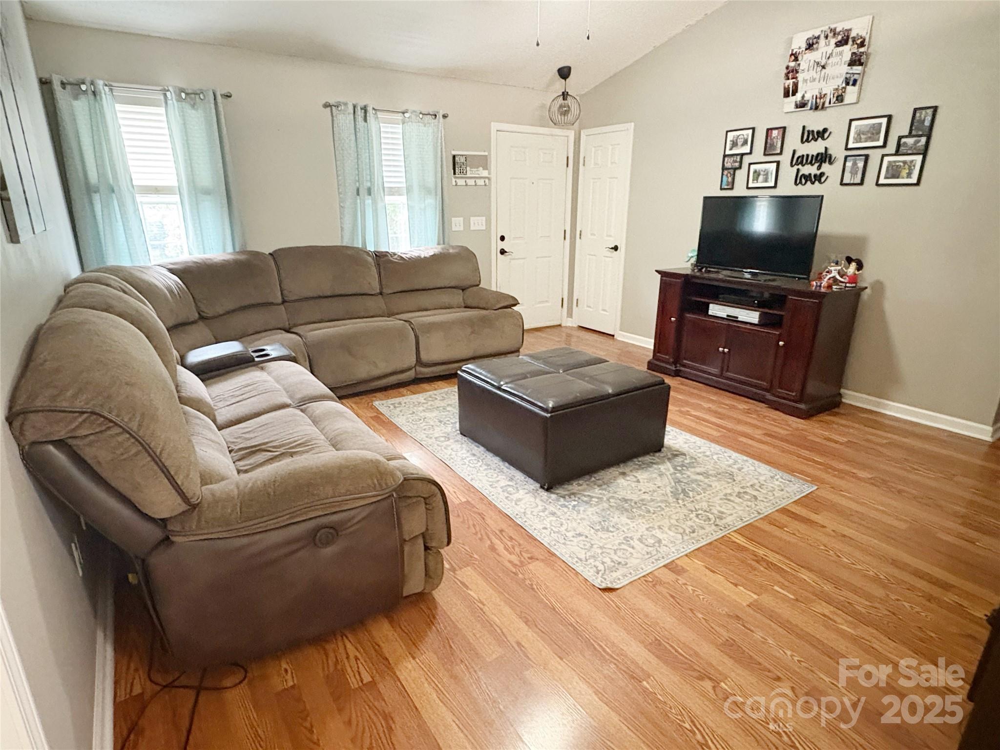 Homes for sale in Concord, NC | 1515 Cambridge Heights Pl Nw, Concord, NC 28027 | MLS# 4292466