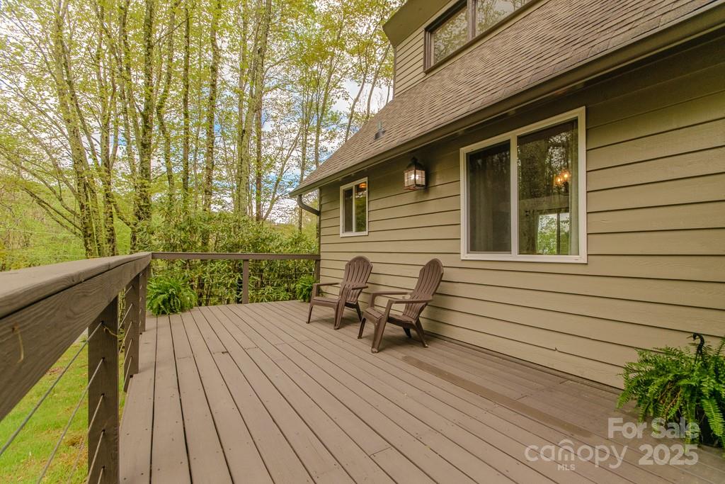 Homes for sale in Beech Mountain, NC | 114 Locust Ridge Rd, Beech Mountain, NC 28604 | MLS# 4295820