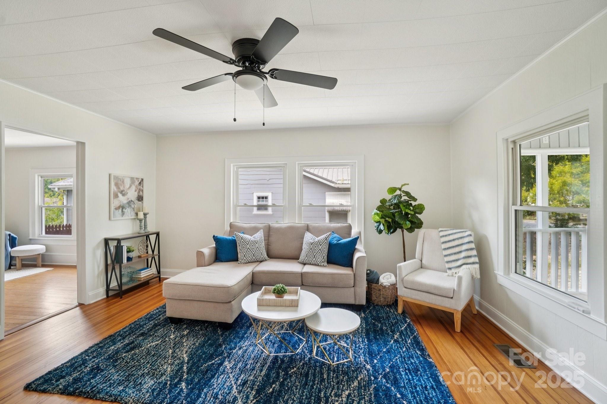 Homes for sale in Hendersonville, NC | 616 Ray Ave, Hendersonville, NC 28792 | MLS# 4296810