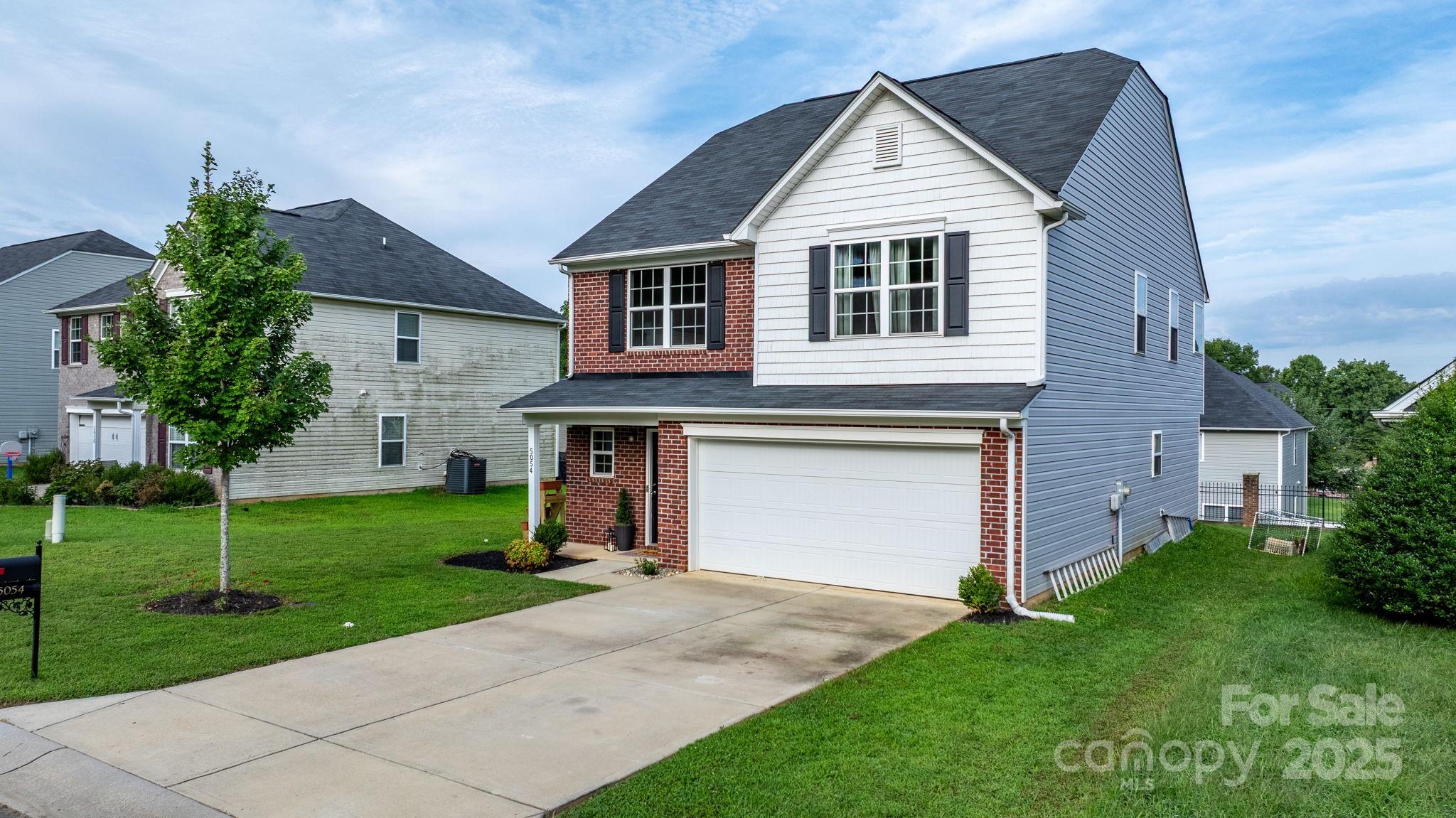 Homes for sale in Bessemer City, NC | 5054 Ashley Pl Dr, Bessemer City, NC 28016 | MLS# 4297769