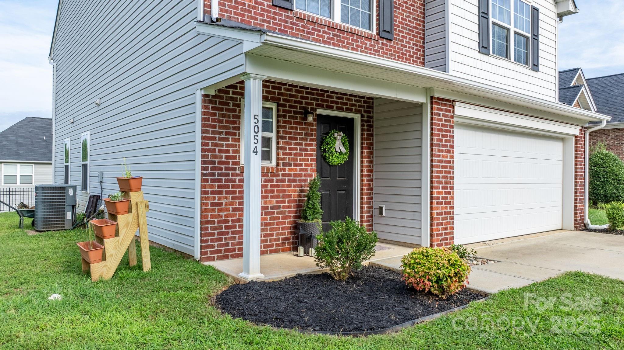 Homes for sale in Bessemer City, NC | 5054 Ashley Pl Dr, Bessemer City, NC 28016 | MLS# 4297769