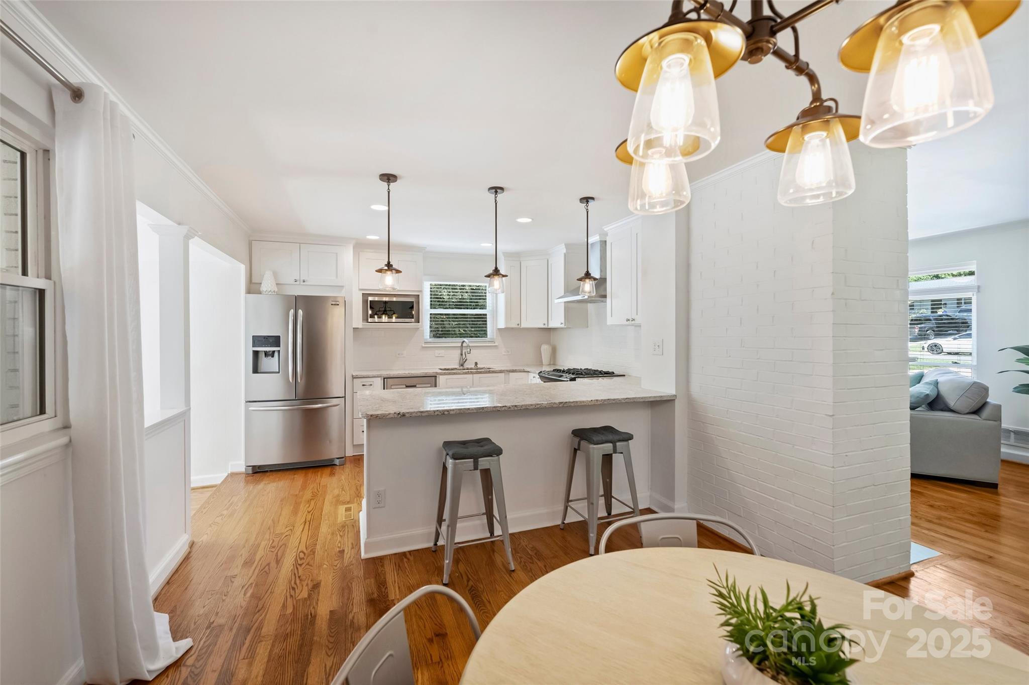 Homes for sale in Charlotte, NC | 826 Montford Dr, Charlotte, NC 28209 | MLS# 4298105