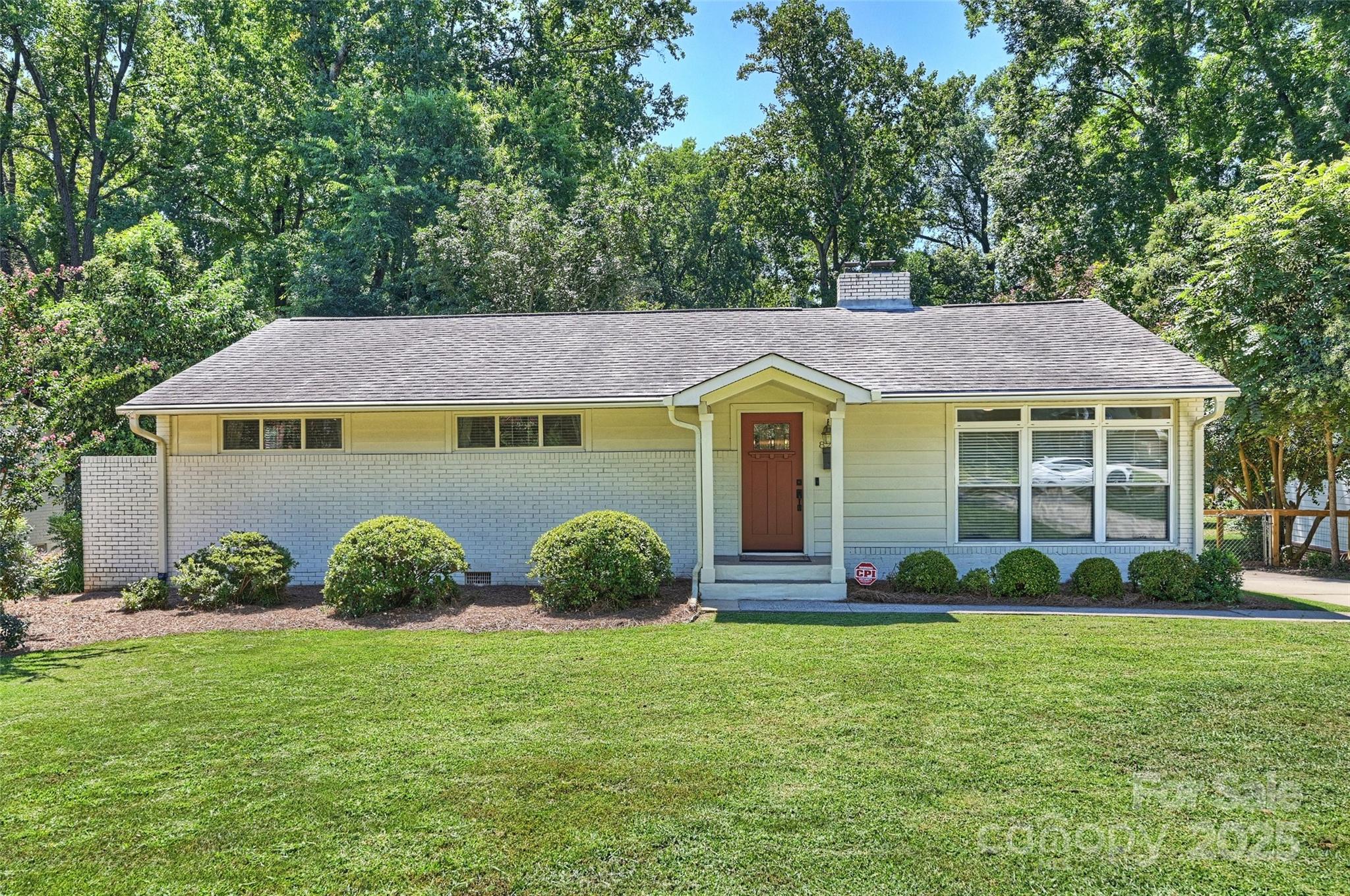 Homes for sale in Charlotte, NC | 826 Montford Dr, Charlotte, NC 28209 | MLS# 4298105