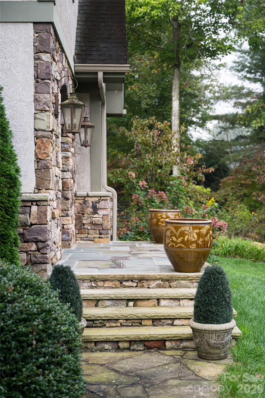 5th image of 53 Cedar Hill Dr, Asheville, NC 28803 | MLS# 4301741