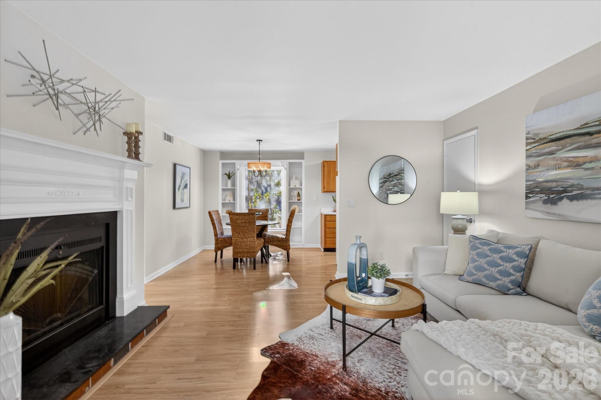 2nd image of 430 Queens Rd #311, Charlotte, NC 28207 | MLS# 4303126