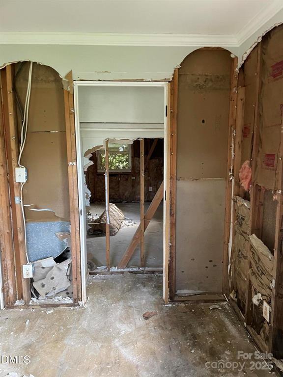 Homes for sale in Charlotte, NC | 1124 Riverside Dr, Charlotte, NC 28214 | MLS# 4307089