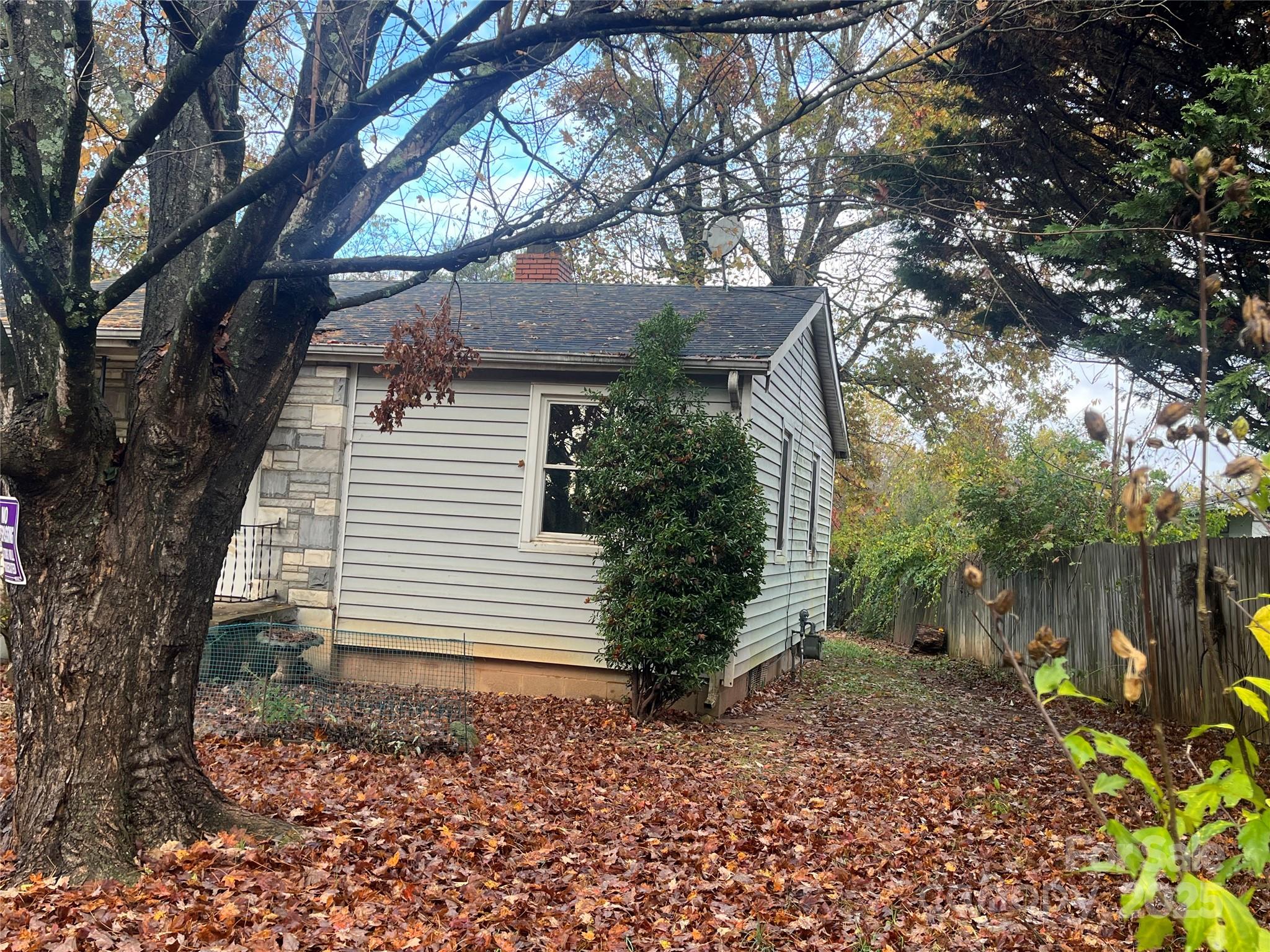 Homes for sale in Asheville, NC | 4 La Rue St, Asheville, NC 28806 | MLS# 4307591