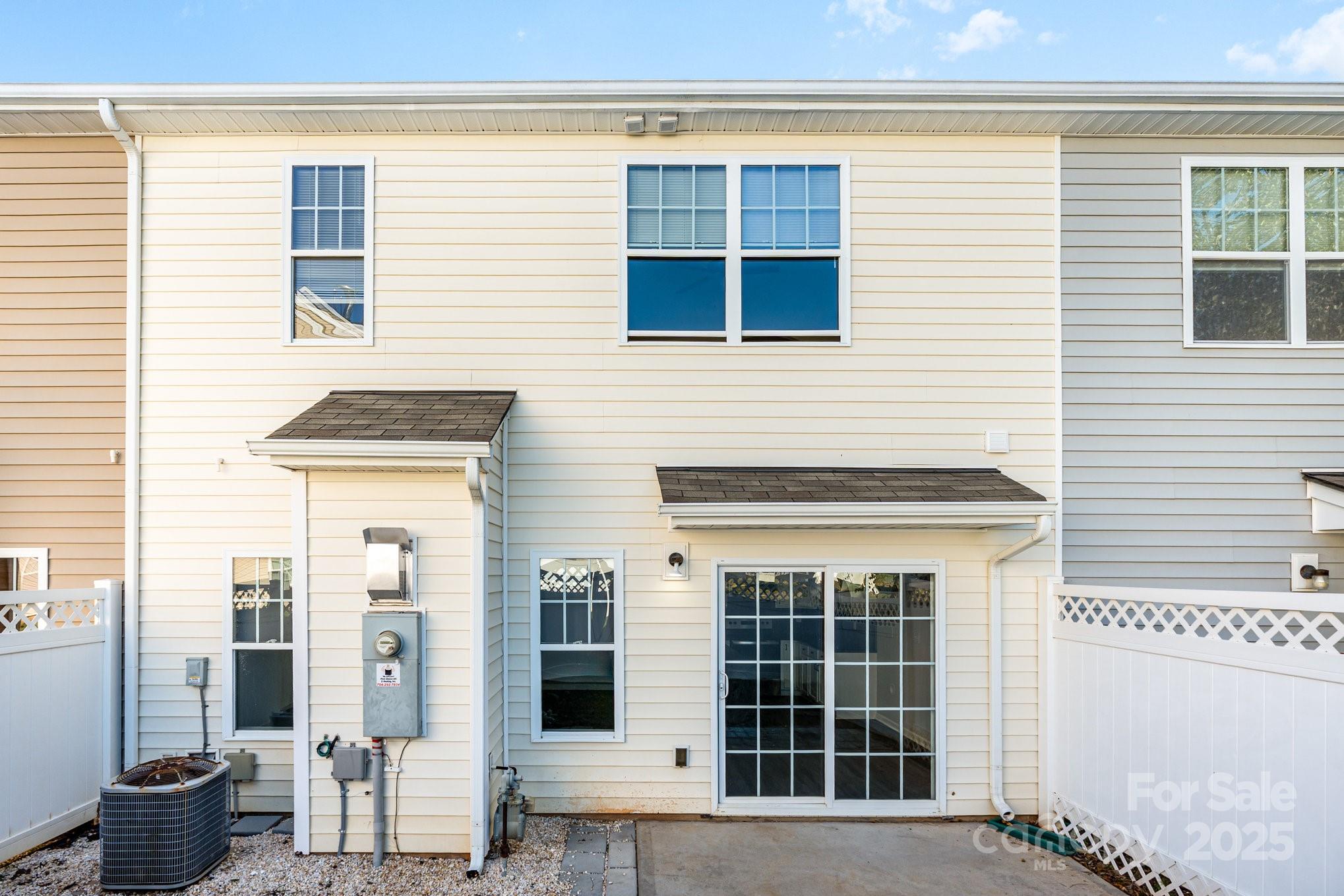 Homes for sale in Clover, SC | 2095 Shady Pond Dr, Clover, SC 29710 | MLS# 4307957