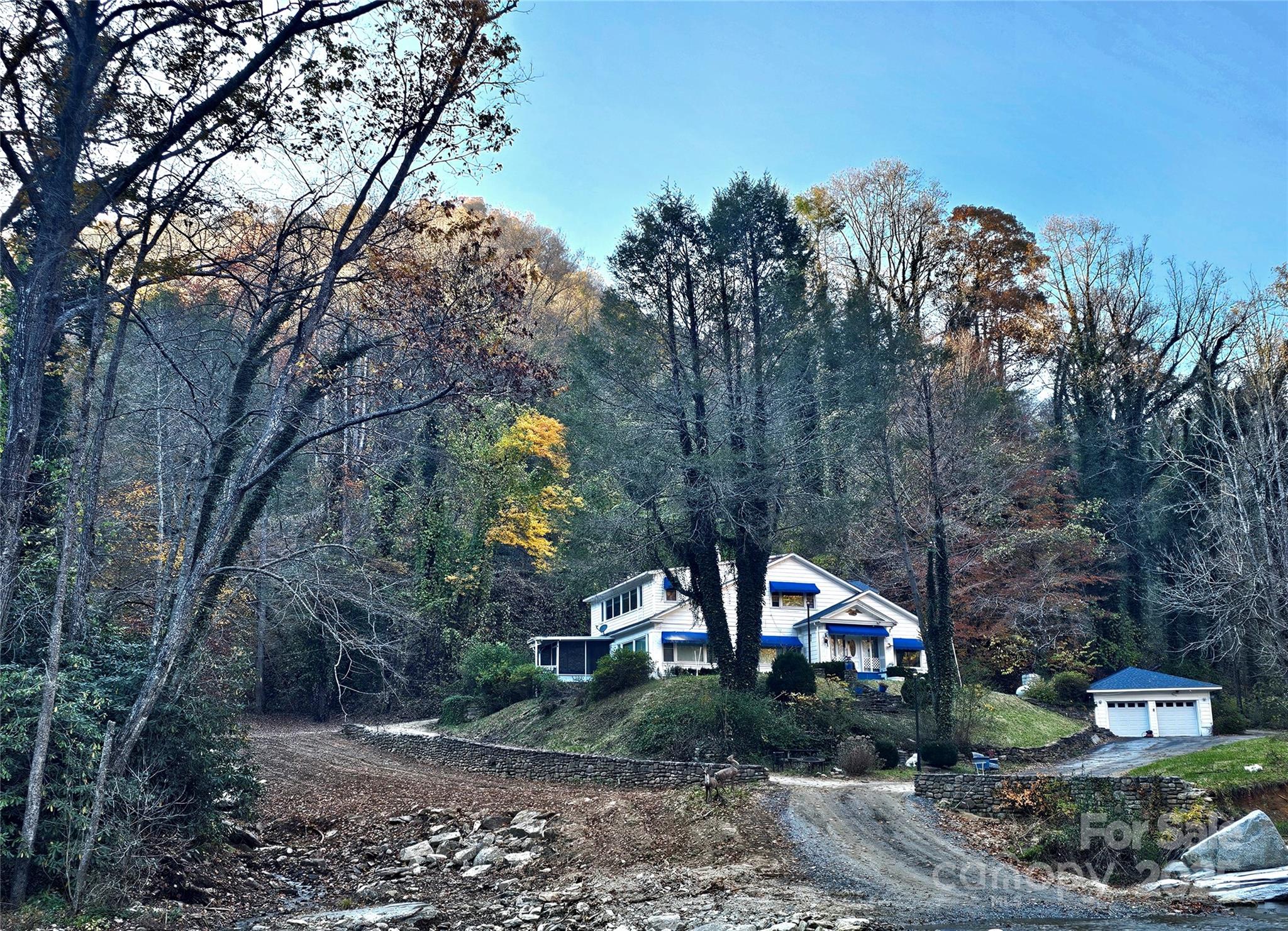 Homes for sale in Bat Cave, NC | 34 Landfair Ln, Bat Cave, NC 28710 | MLS# 4308153