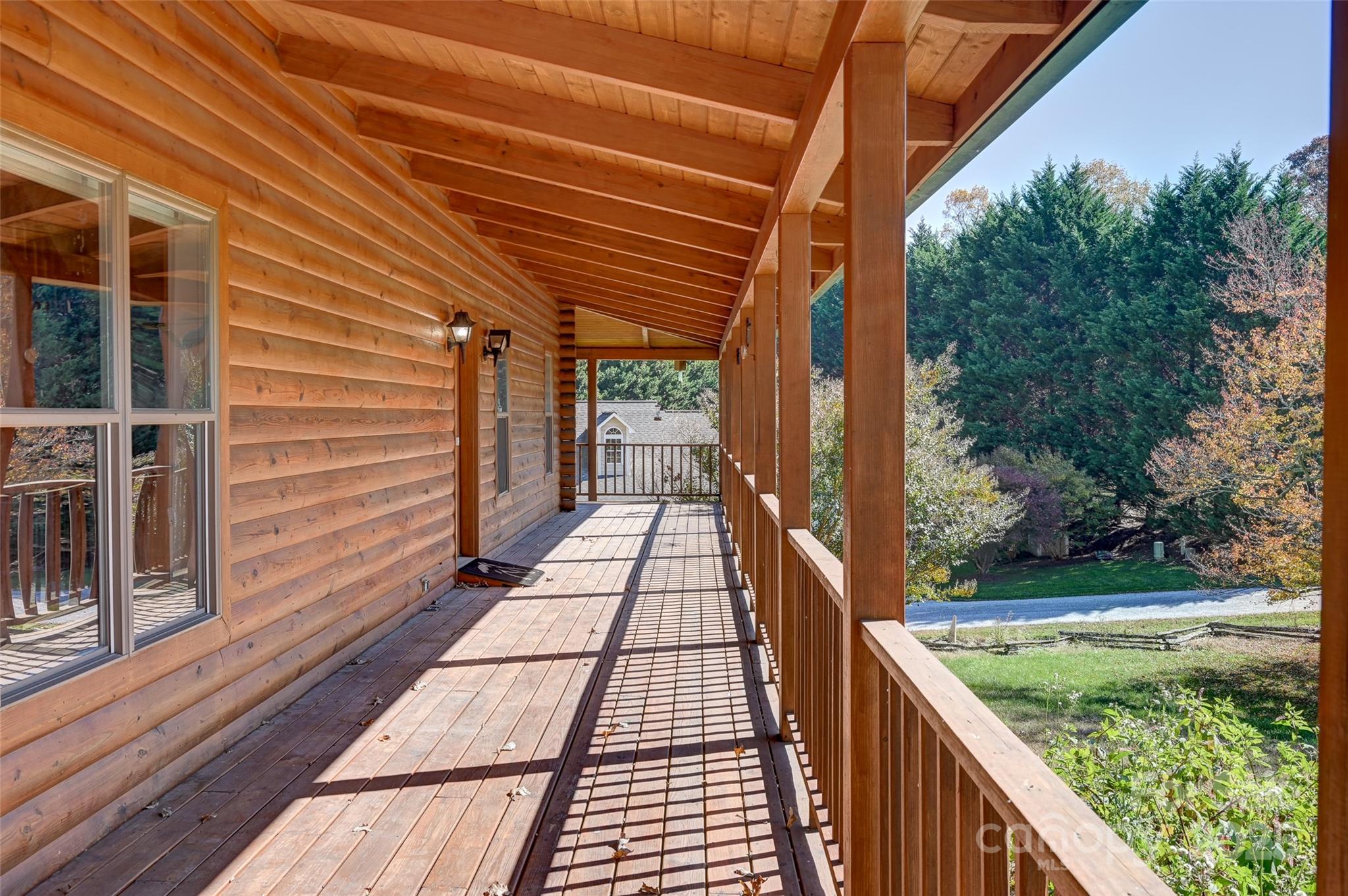 Homes for sale in Hendersonville, NC | 80 Oak Meadow Ln, Hendersonville, NC 28792 | MLS# 4309562