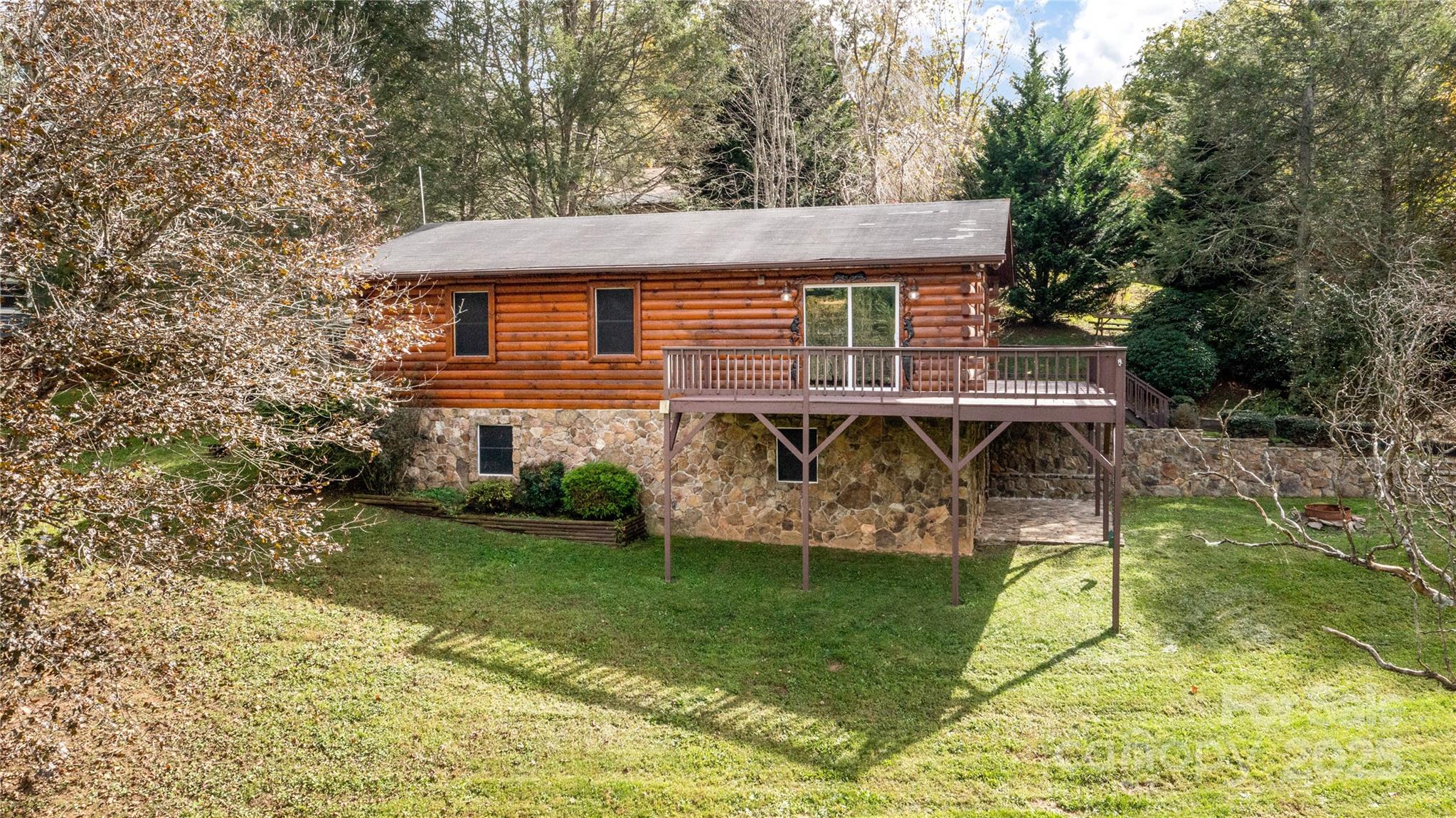 Homes for sale in Waynesville, NC | 205 L And E Meadows Dr, Waynesville, NC 28786 | MLS# 4309569