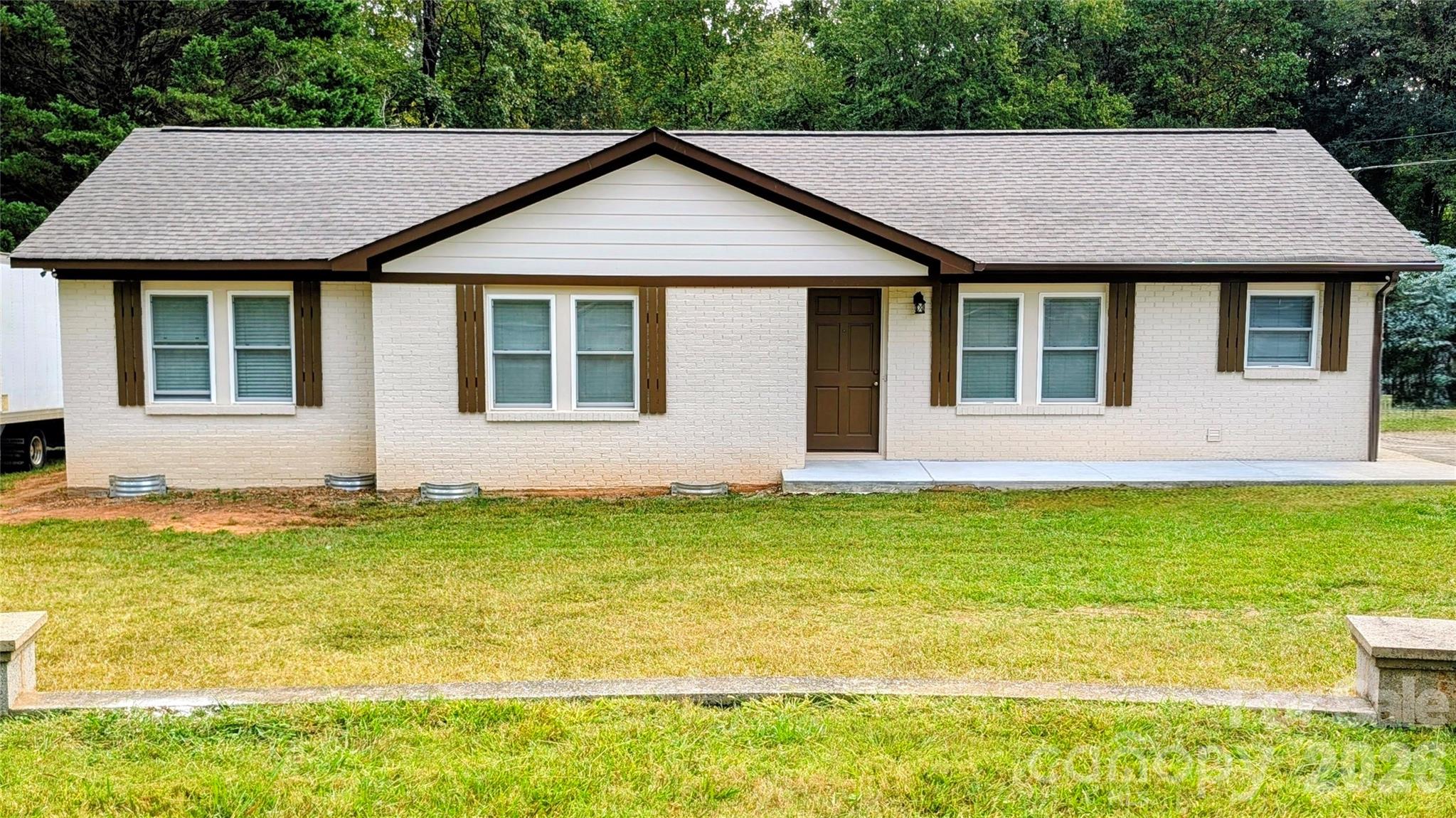 Homes for sale in Matthews, NC | 3220 Jonesberry Rd, Matthews, NC 28105 | MLS# 4310603