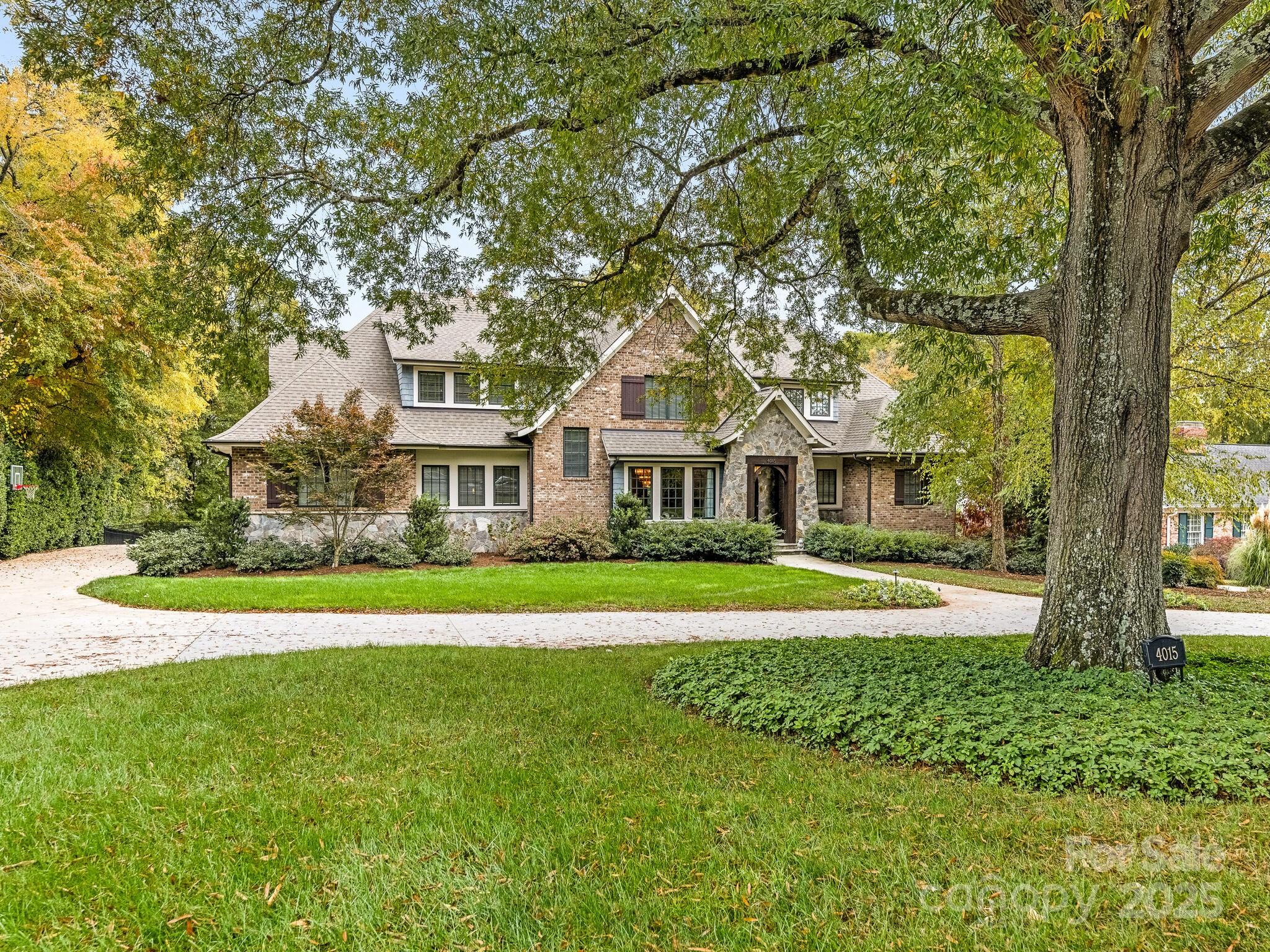 Homes for sale in Charlotte, NC | 4015 Arborway, Charlotte, NC 28211 | MLS# 4316484