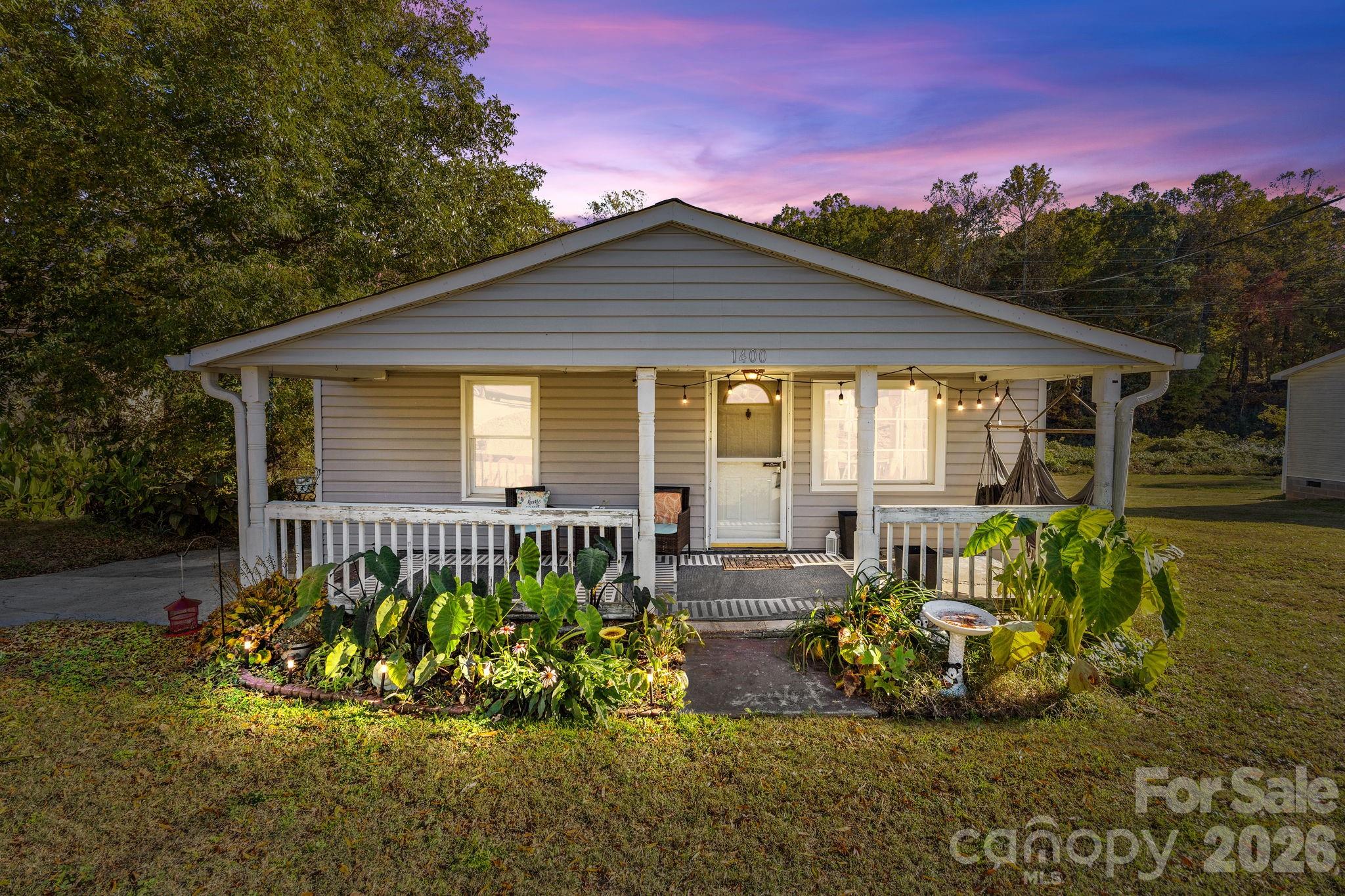 Homes for sale in Gastonia, NC | 1400 Johnston St, Gastonia, NC 28054 | MLS# 4317754