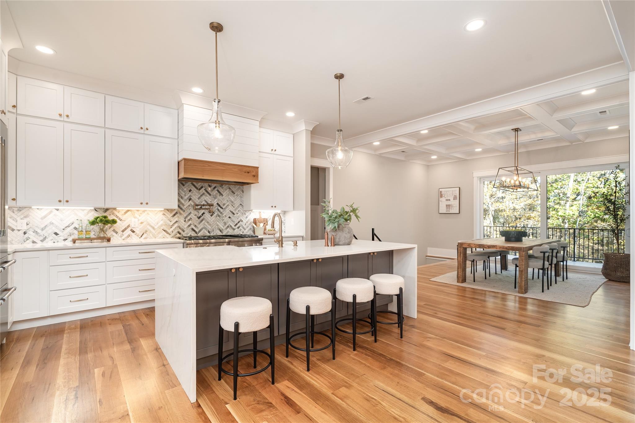 Homes for sale in Charlotte, NC | 6632 Silver Fox Rd, Charlotte, NC 28270 | MLS# 4317982