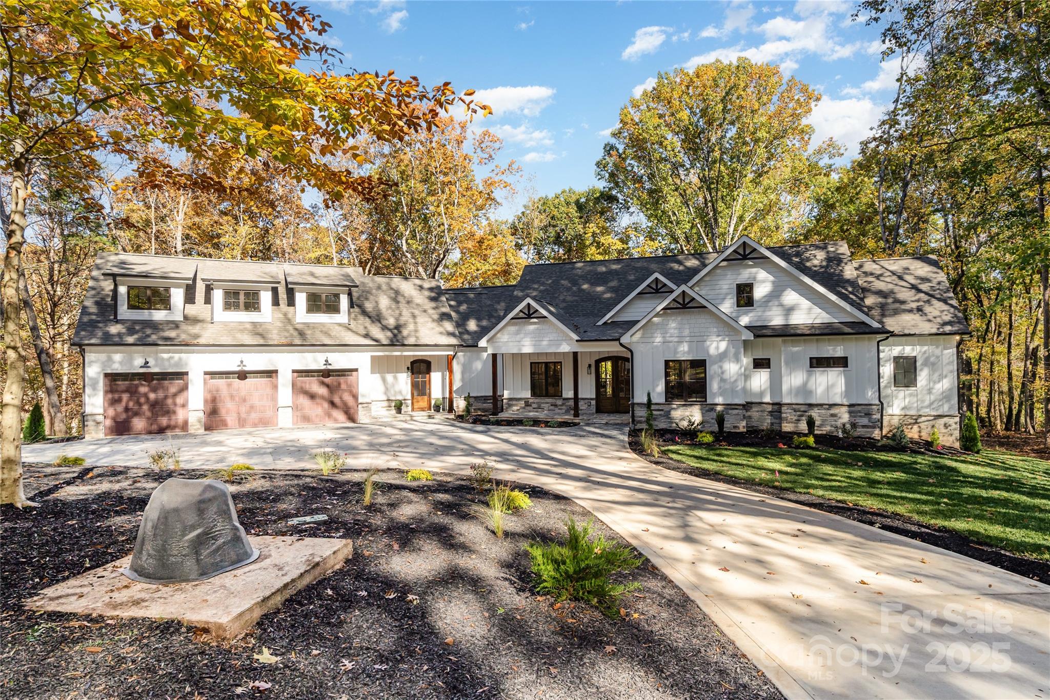 Homes for sale in Charlotte, NC | 6632 Silver Fox Rd, Charlotte, NC 28270 | MLS# 4317982