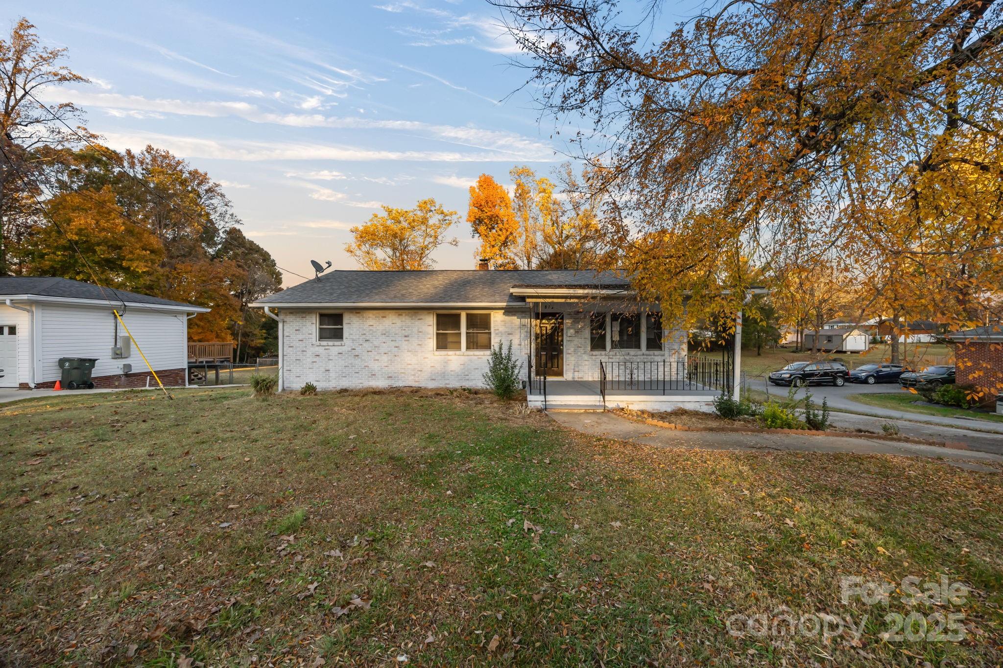 Homes for sale in Lowell, NC | 812 N Main St, Lowell, NC 28098 | MLS# 4319205