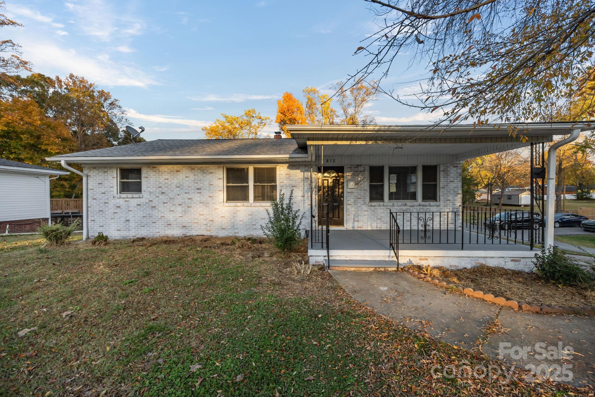 Homes for sale in Lowell, NC | 812 N Main St, Lowell, NC 28098 | MLS# 4319205