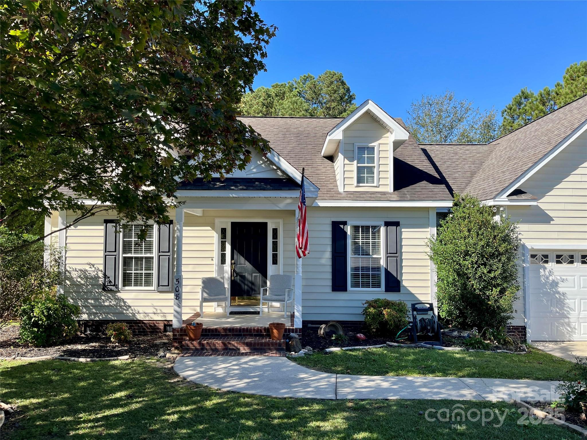 Homes for sale in Lexington, SC | 508 Barn Plank Ct, Lexington, SC 29072 | MLS# 4319218