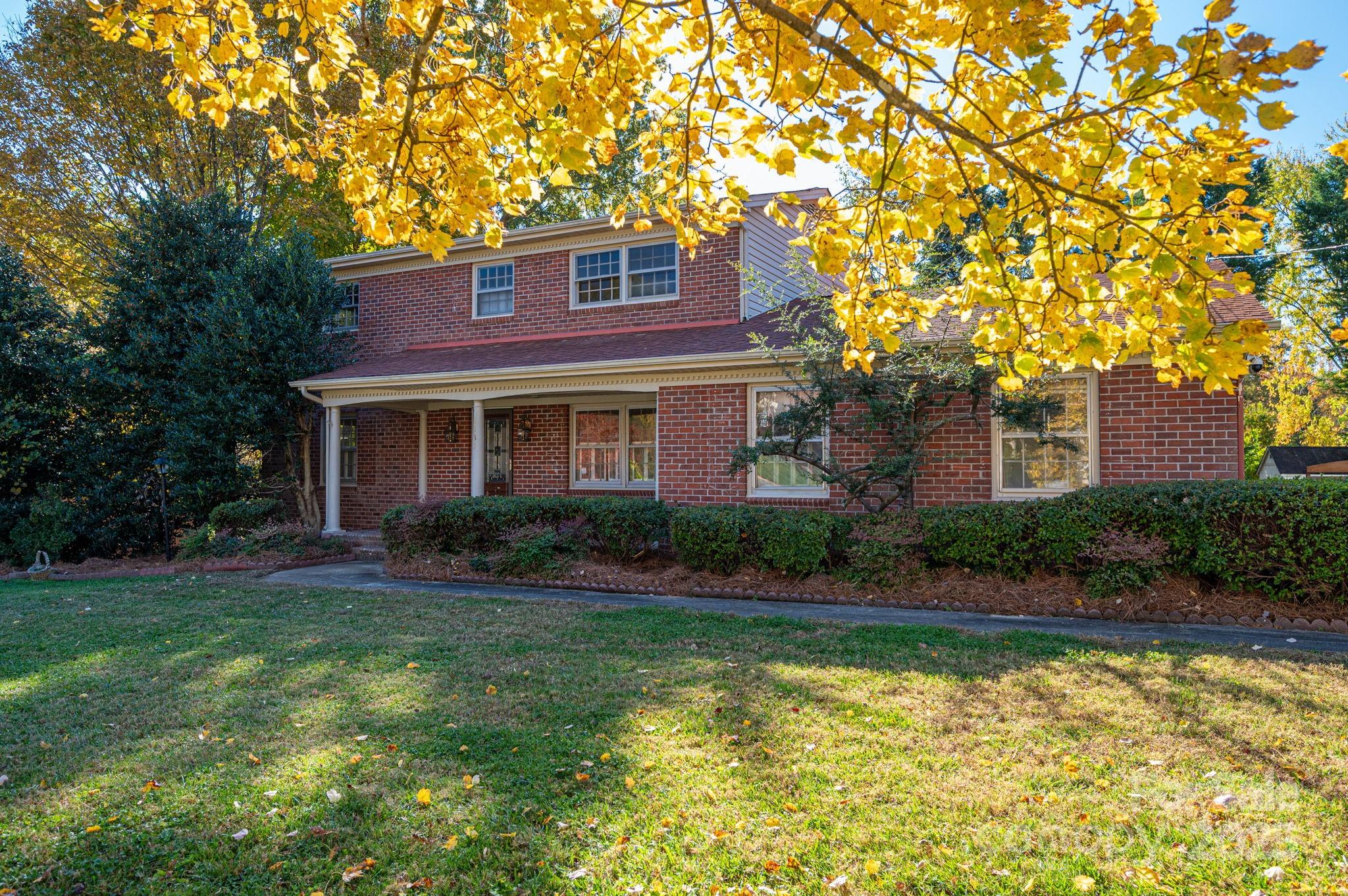 Homes for sale in Gastonia, NC | 1131 Woodvale Ave, Gastonia, NC 28054 | MLS# 4319371