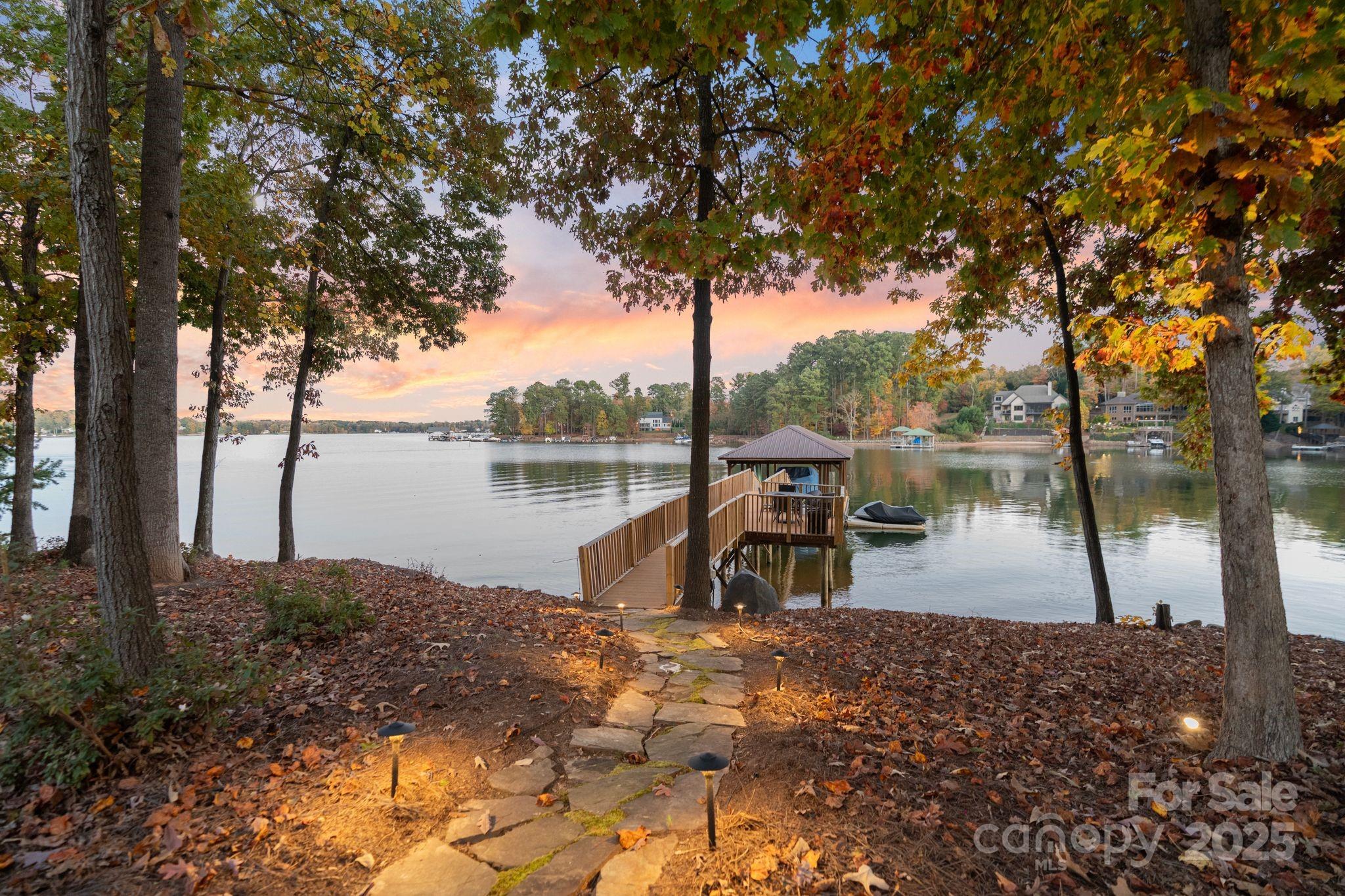 Homes for sale in Sherrills Ford, NC | 9225 Fair Oak Dr, Sherrills Ford, NC 28673 | MLS# 4319433