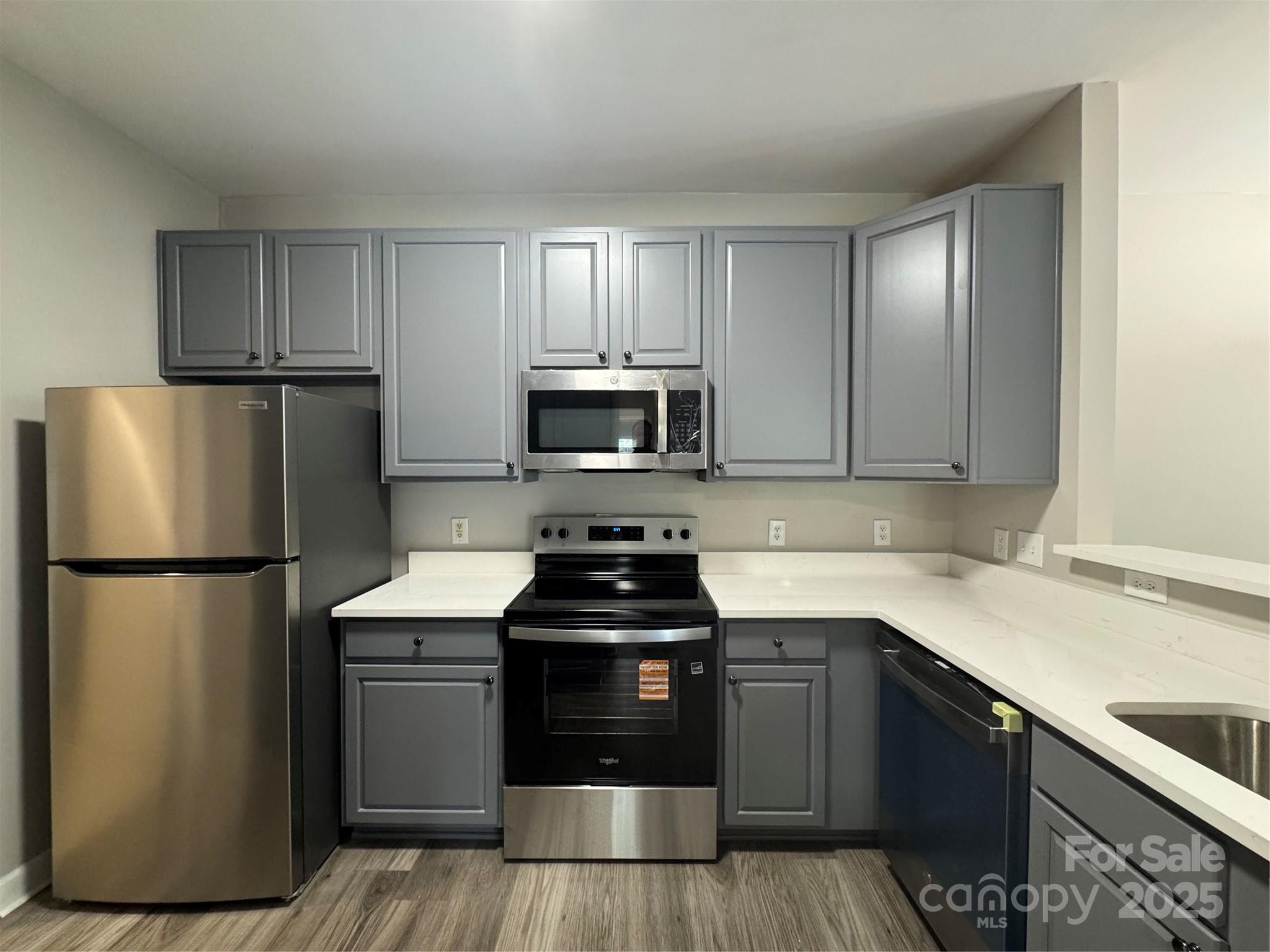 Homes for sale in Charlotte, NC | 10676 Hill Point Ct, Charlotte, NC 28262 | MLS# 4320673