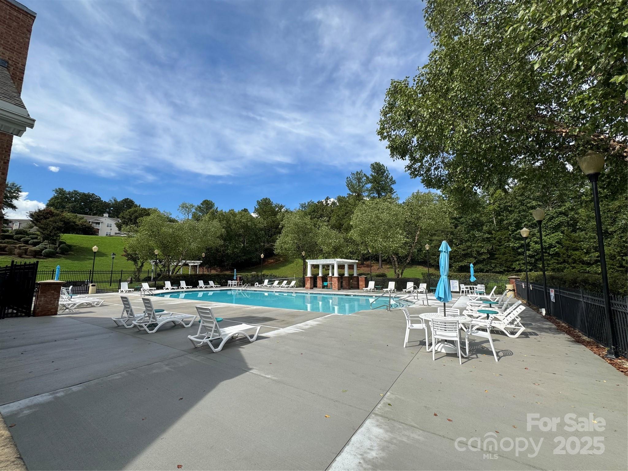 Homes for sale in Charlotte, NC | 10676 Hill Point Ct, Charlotte, NC 28262 | MLS# 4320673