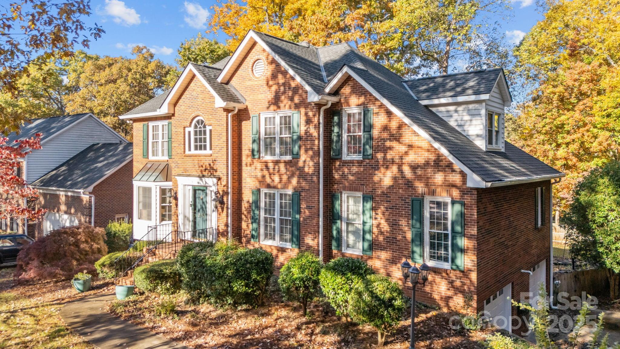 Homes for sale in Kernersville, NC | 280 Birchridge Dr, Kernersville, NC 27284 | MLS# 4320682