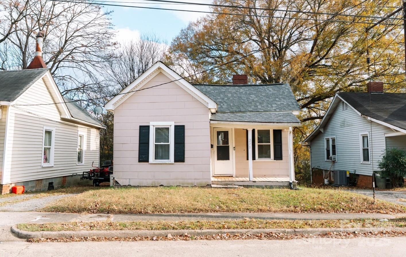 Homes for sale in Concord, NC | 275 Academy Ave Nw, Concord, NC 28025 | MLS# 4320912