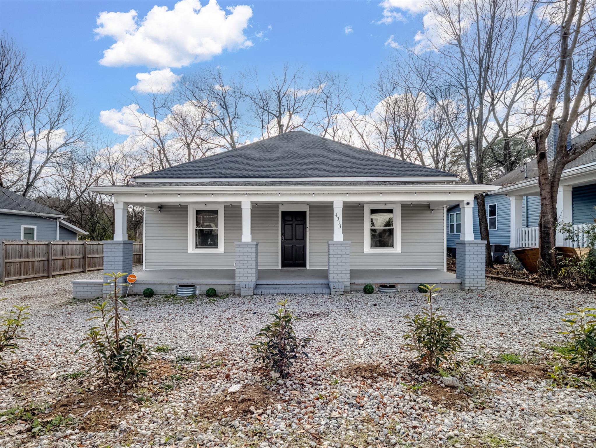 Homes for sale in Charlotte, NC | 4313 Hovis Rd, Charlotte, NC 28208 | MLS# 4322663