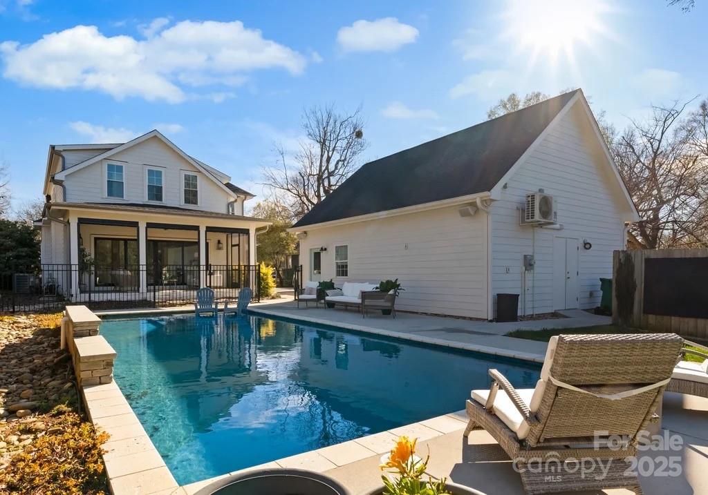 Homes for sale in Charlotte, NC | 3415 Holt St, Charlotte, NC 28205 | MLS# 4325780