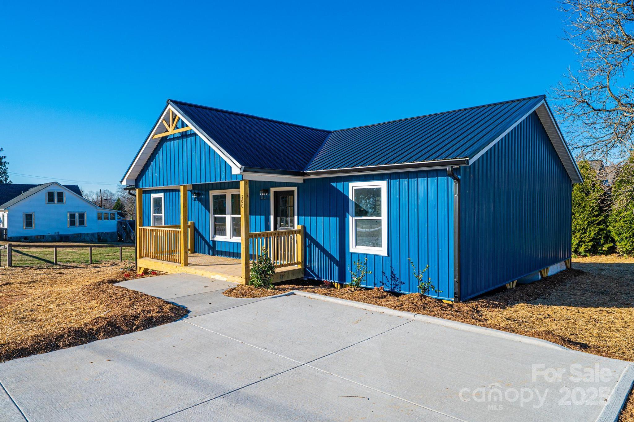 Homes for sale in Valdese, NC | 300 South Ave Sw, Valdese, NC 28690 | MLS# 4328770